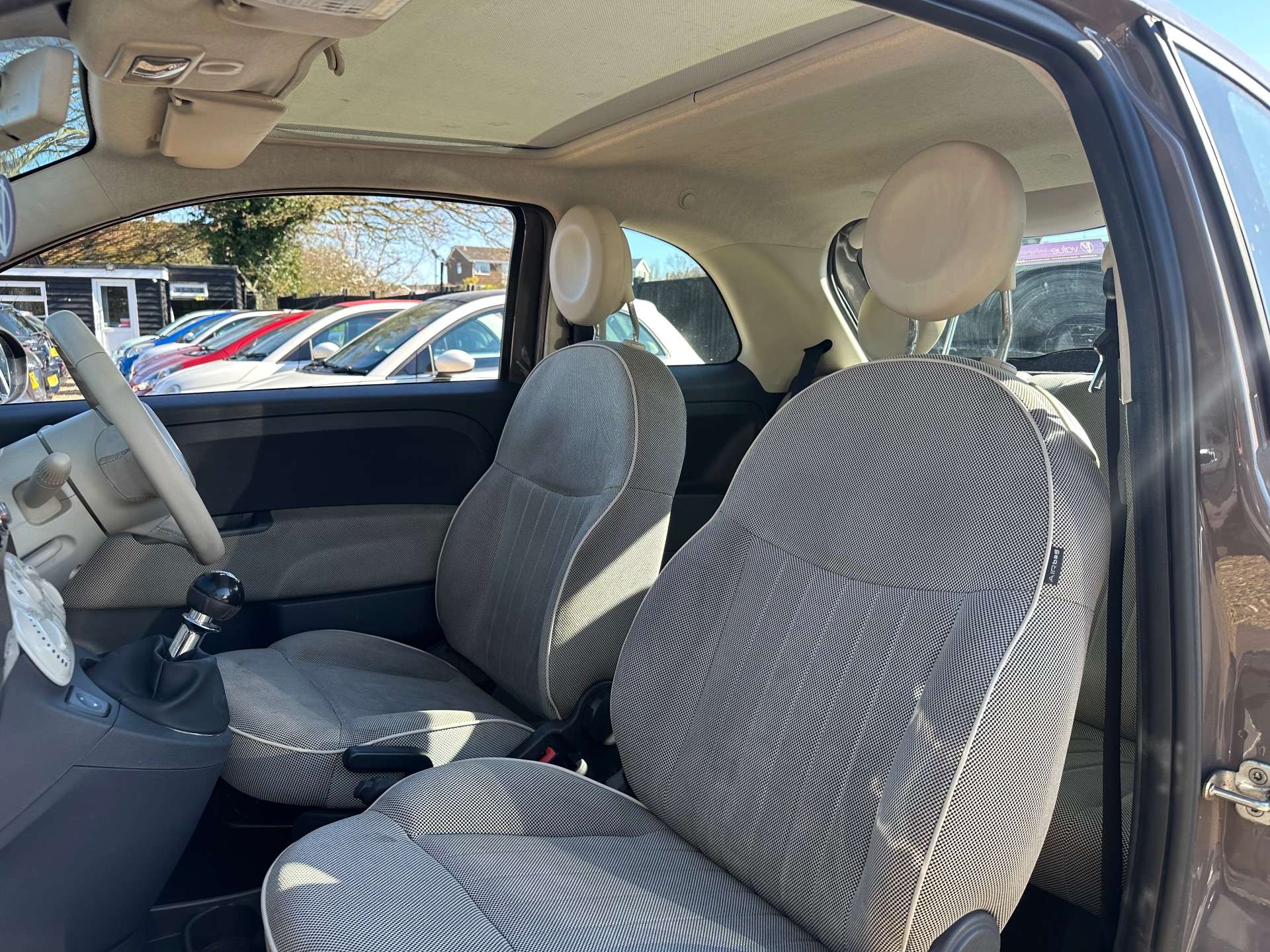 FIAT 500 1.2 500 Lounge RHD 3dr #15