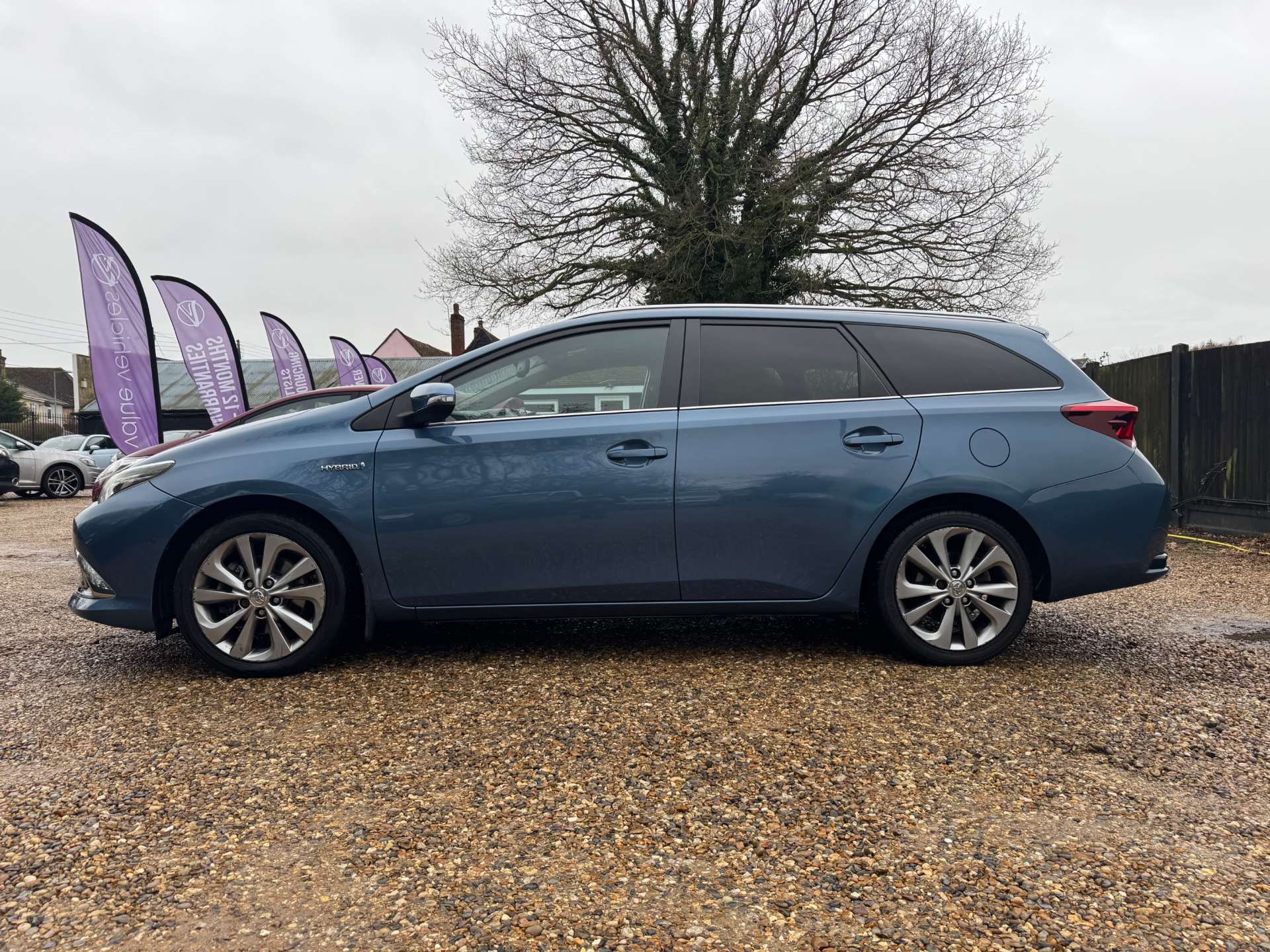 TOYOTA AURIS 1.8 Auris Excel VVT-i Hybrid CVT 5dr #3