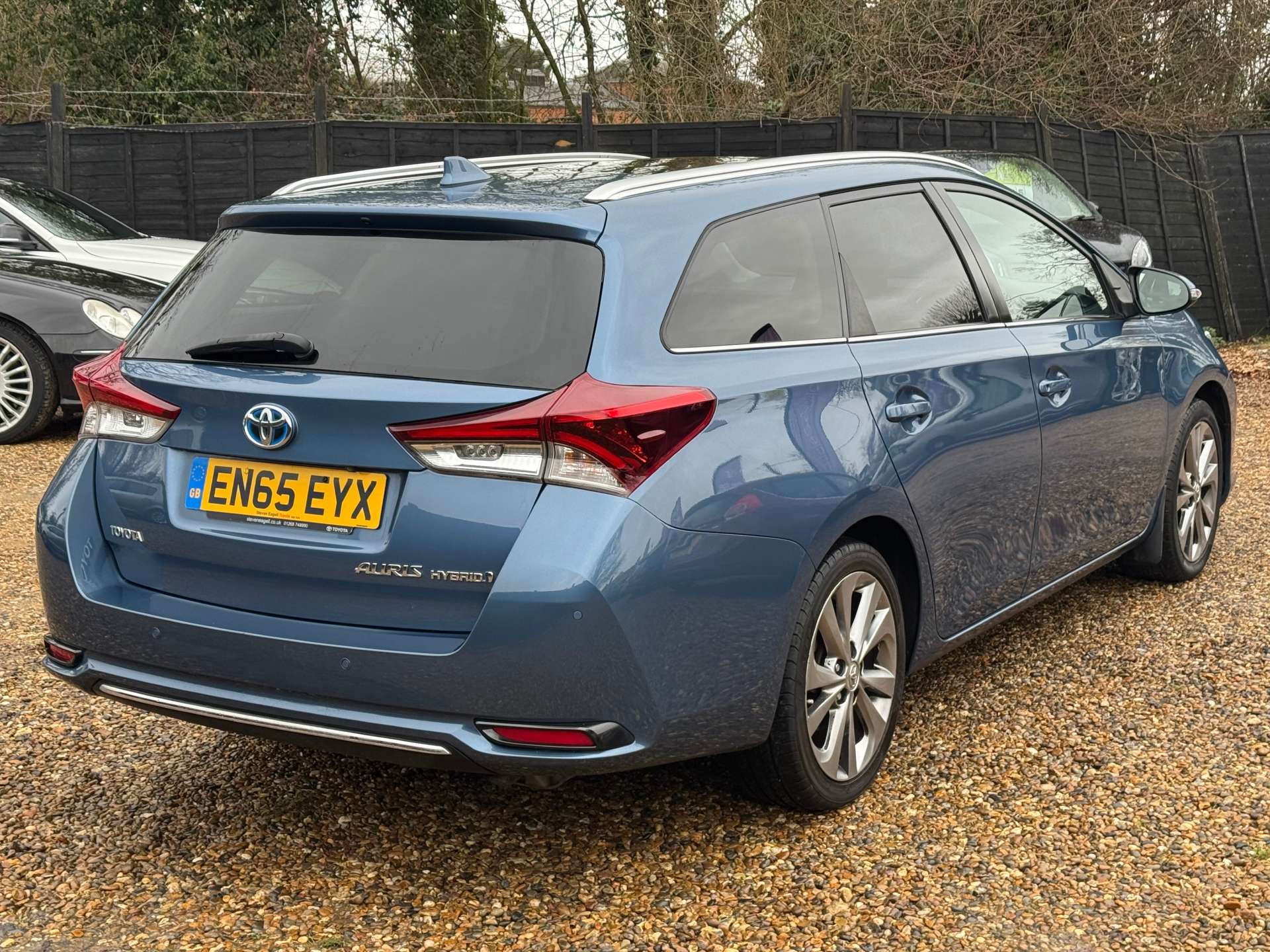 TOYOTA AURIS 1.8 Auris Excel VVT-i Hybrid CVT 5dr #6