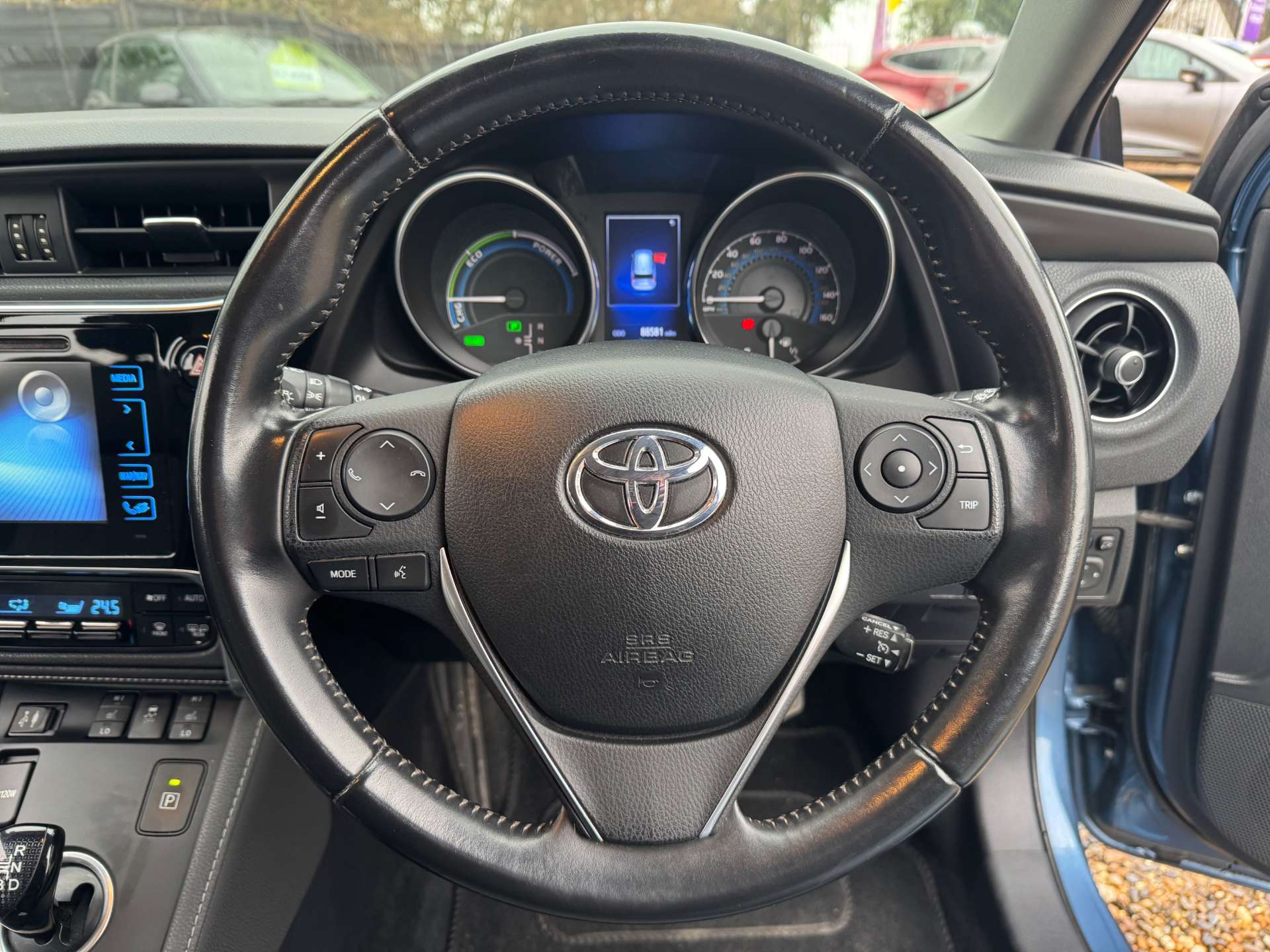 TOYOTA AURIS 1.8 Auris Excel VVT-i Hybrid CVT 5dr #16