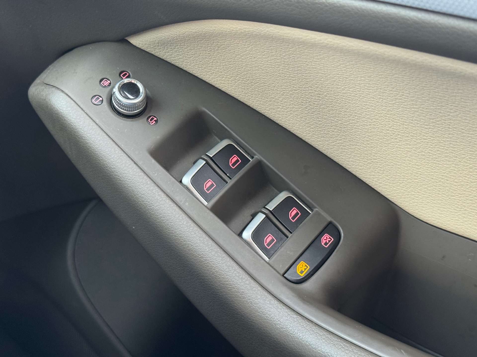 AUDI Q5 2.0 Q5 SE TDI Quattro Auto 4WD 5dr #33