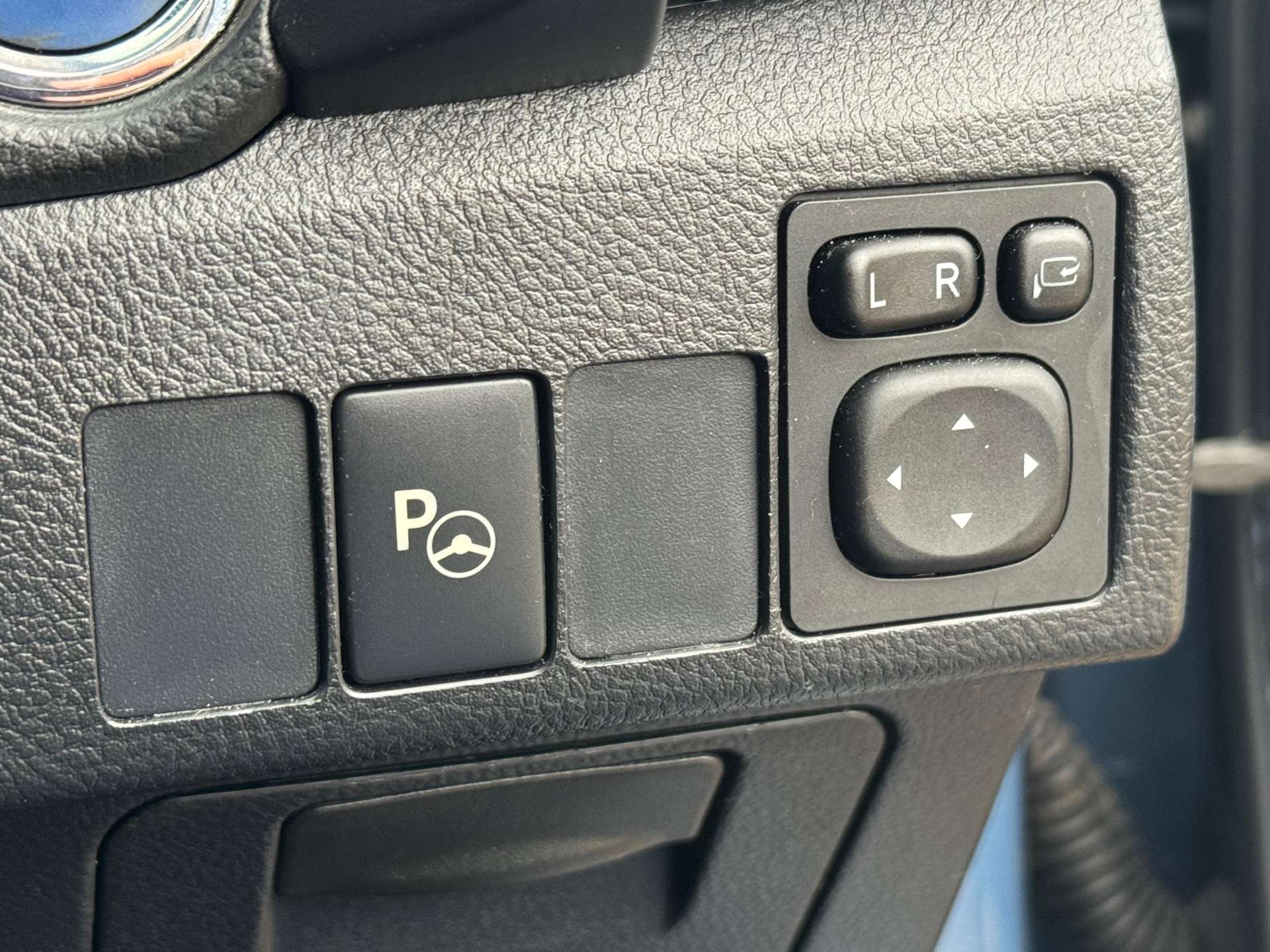 TOYOTA AURIS 1.8 Auris Excel VVT-i Hybrid CVT 5dr #30