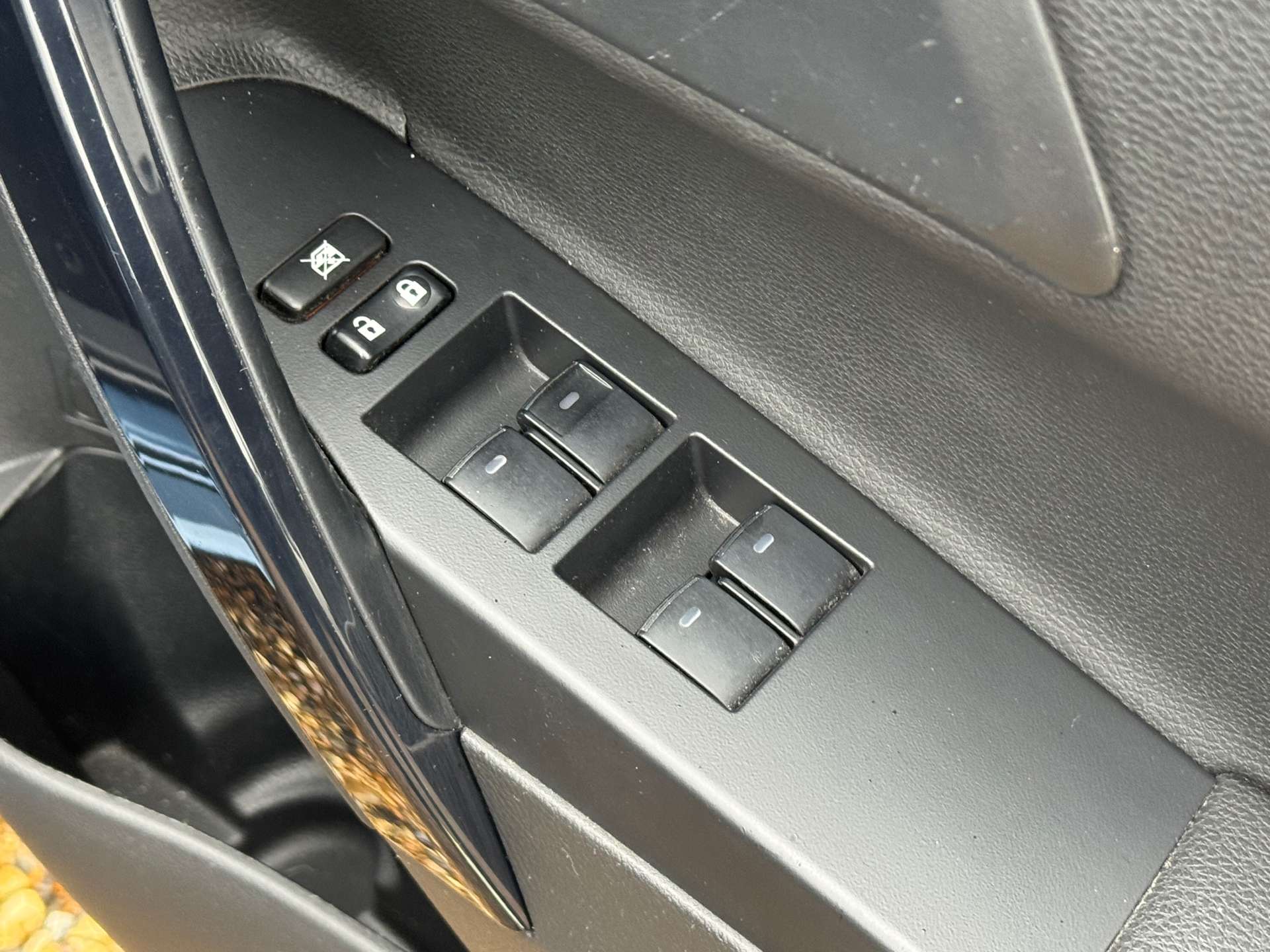 TOYOTA AURIS 1.8 Auris Excel VVT-i Hybrid CVT 5dr #32