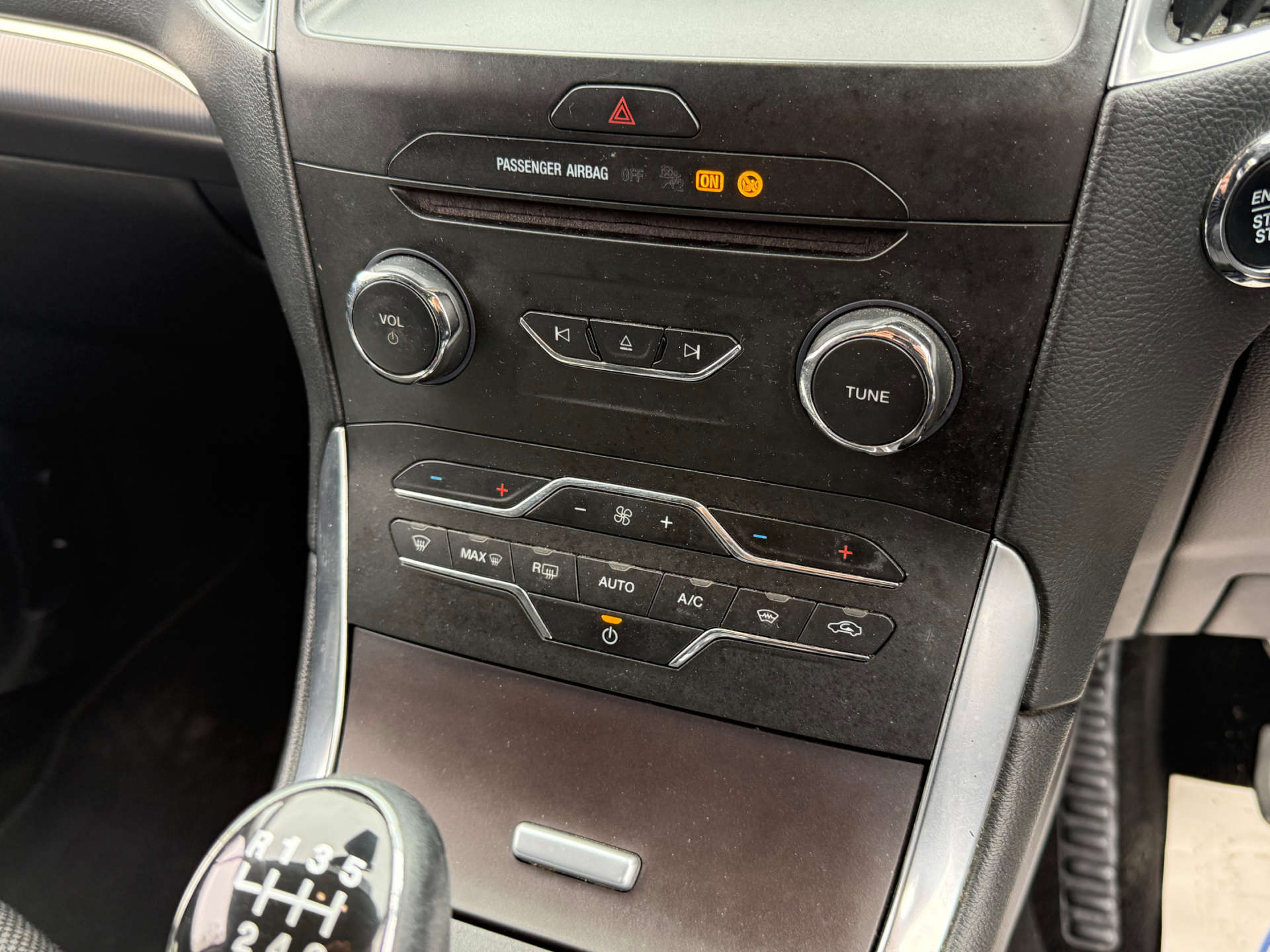 FORD S-MAX 1.5 S-Max Titanium T 5dr #22