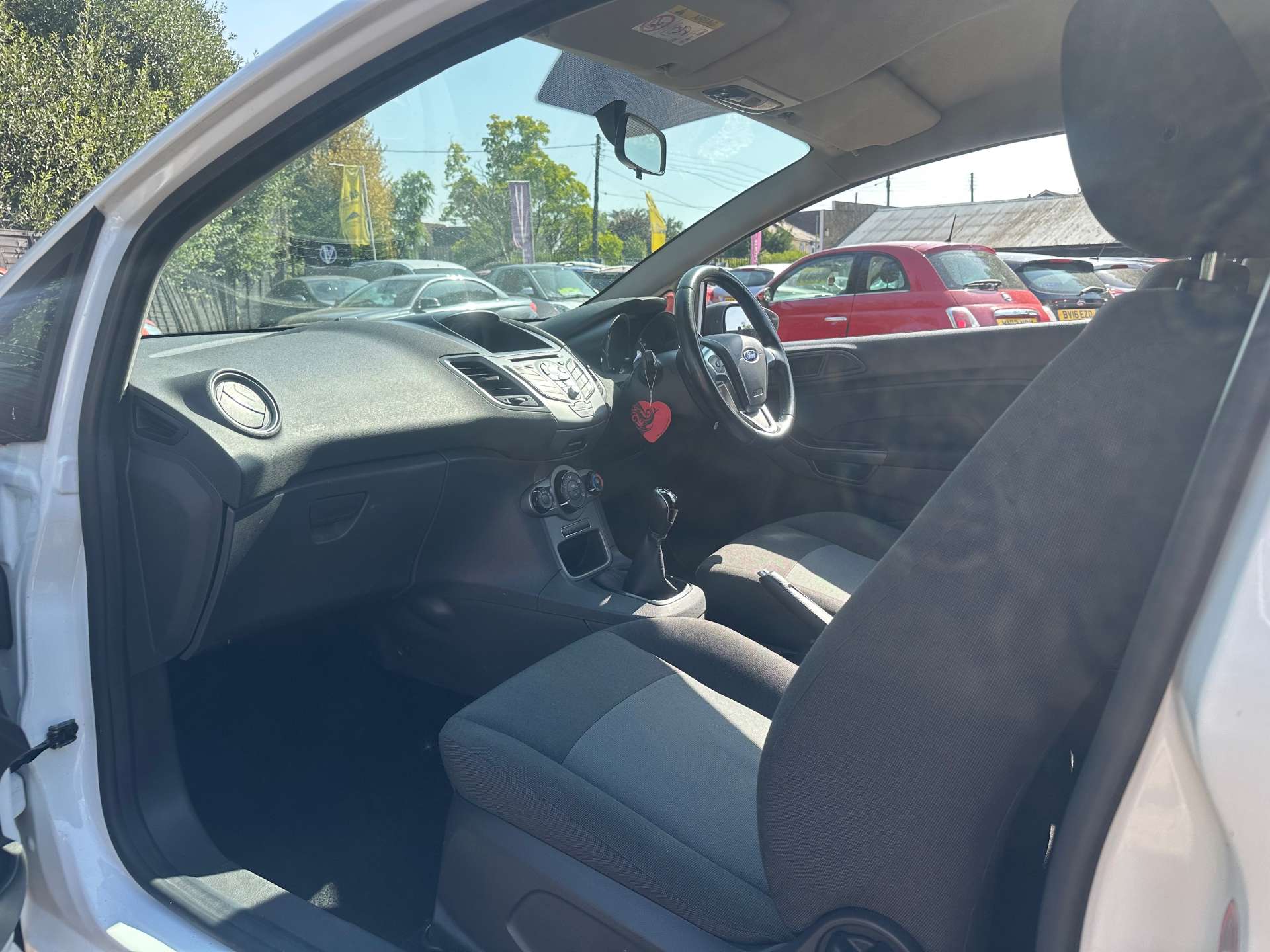 FORD FIESTA 1.5 Fiesta Base TDCi 3dr #12