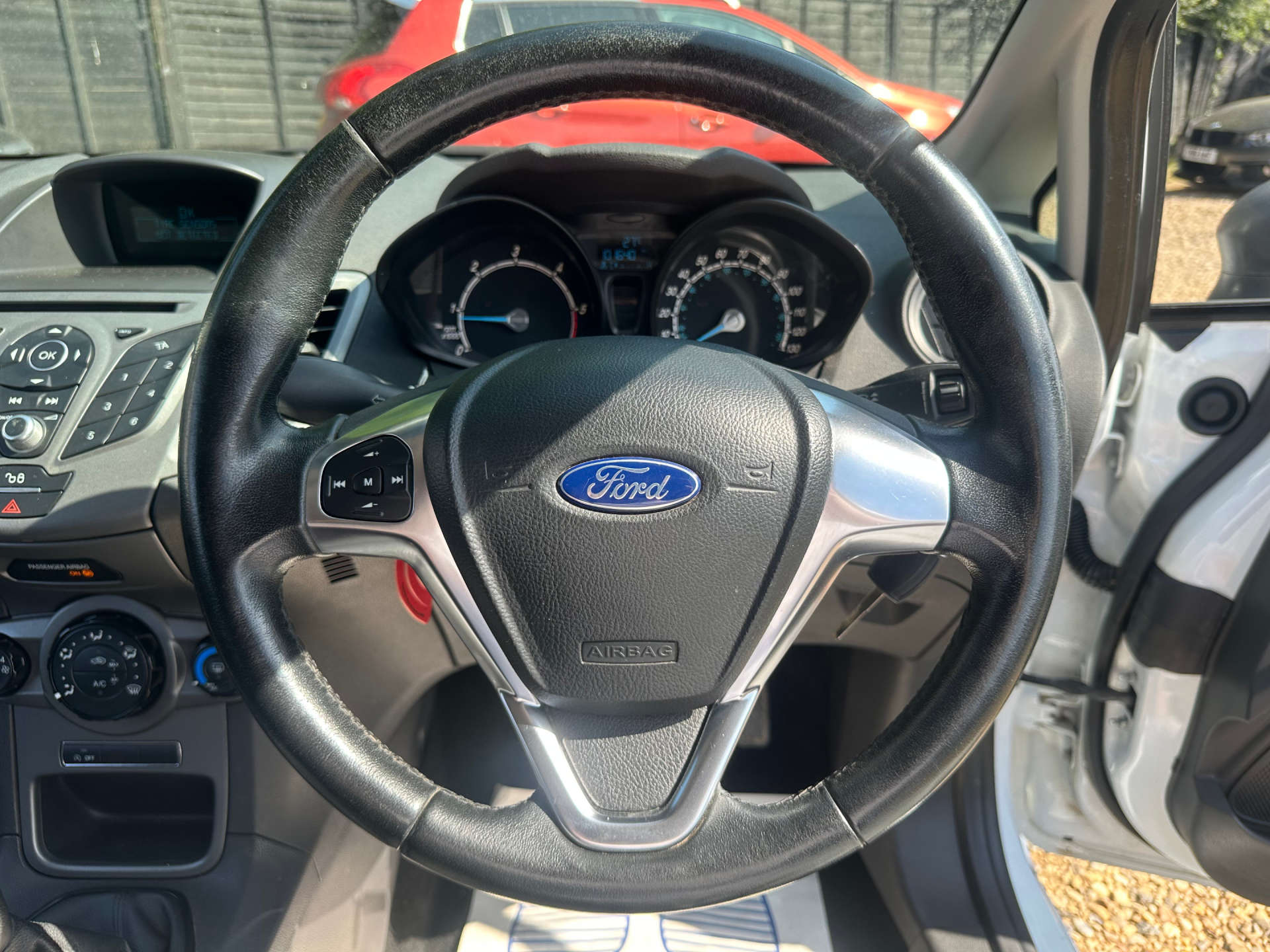 FORD FIESTA 1.5 Fiesta Base TDCi 3dr #14