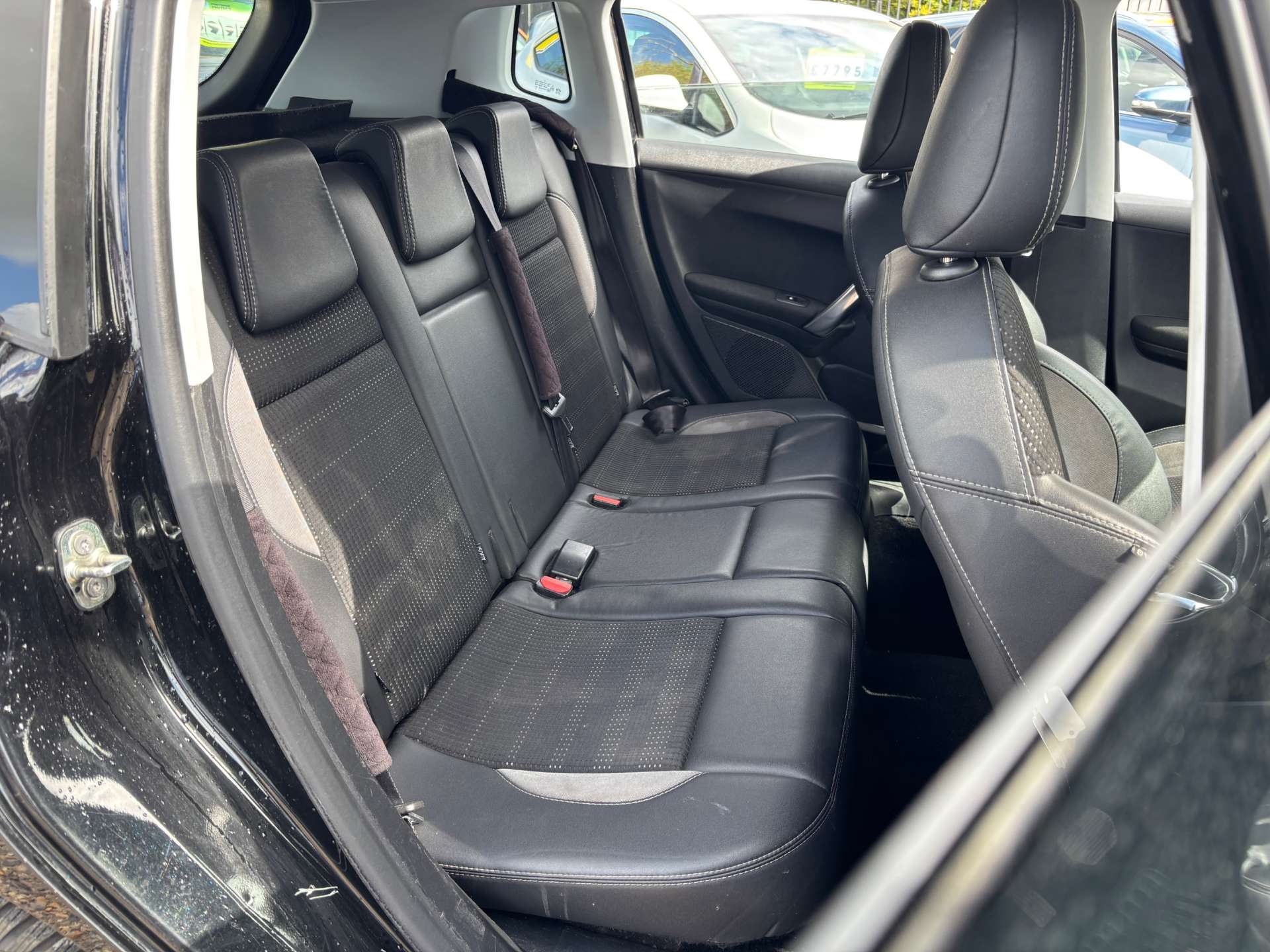 PEUGEOT 2008 1.6 2008 Allure e-HDi Semi-Auto 5dr #11