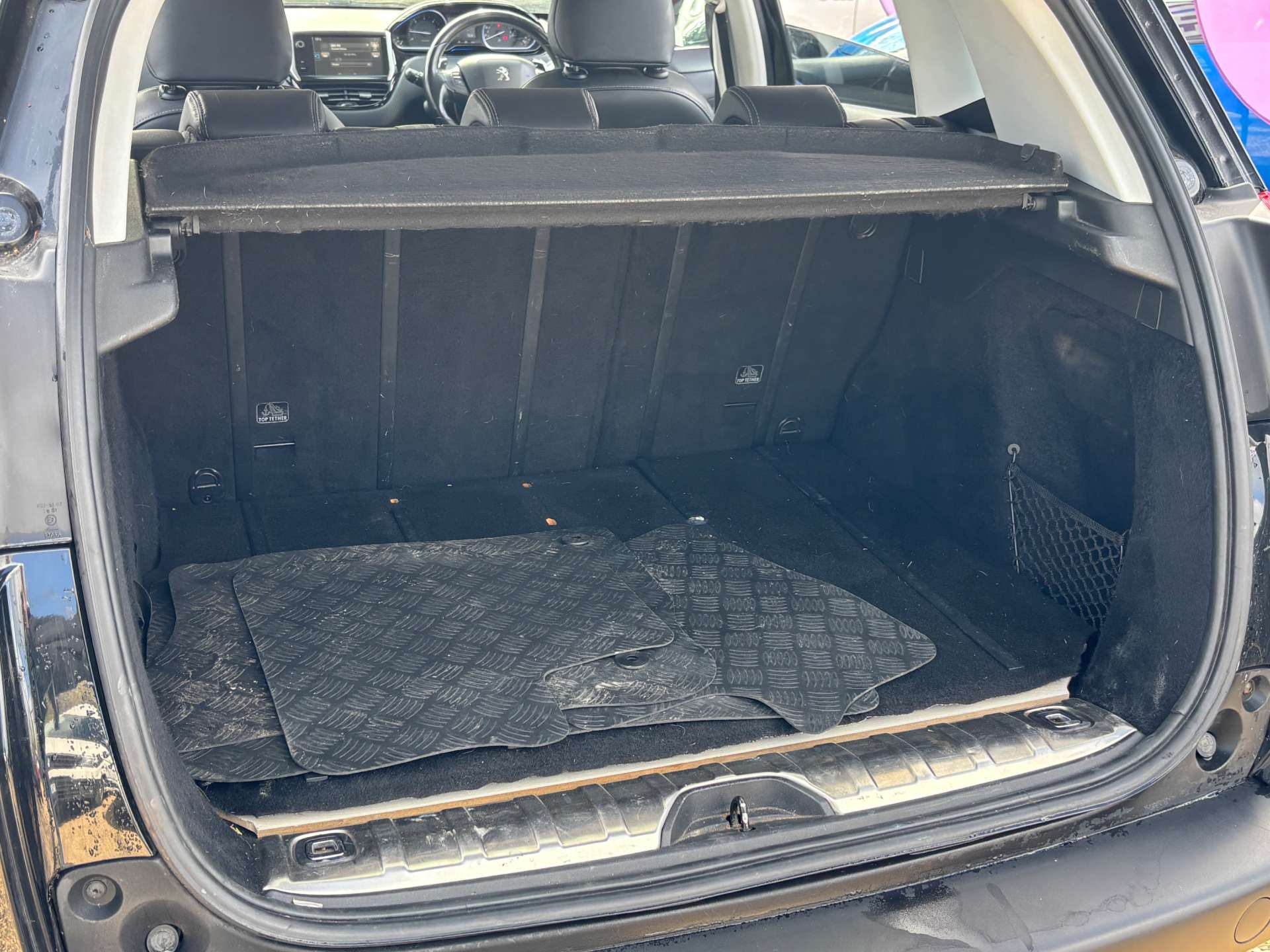 PEUGEOT 2008 1.6 2008 Allure e-HDi Semi-Auto 5dr #12