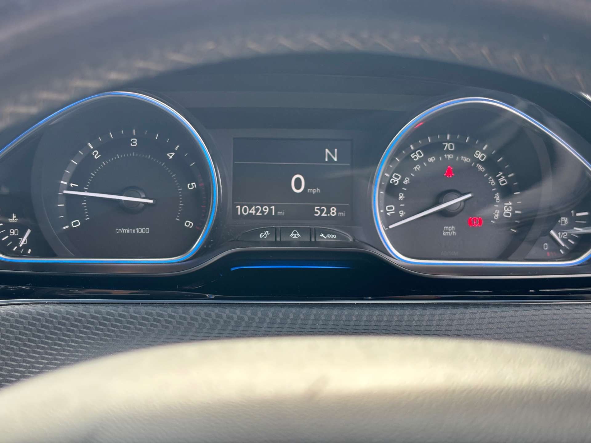 PEUGEOT 2008 1.6 2008 Allure e-HDi Semi-Auto 5dr #17