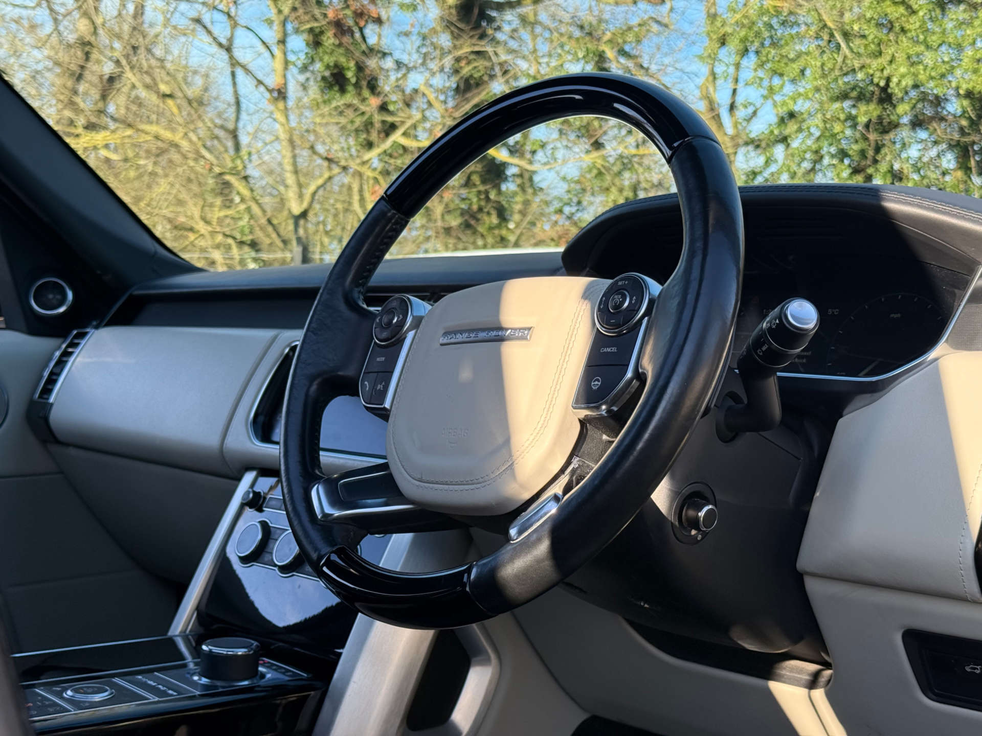 LAND ROVER RANGE ROVER 3.0 Range Rover Autobiography TDV6 Auto 4WD 5dr #15