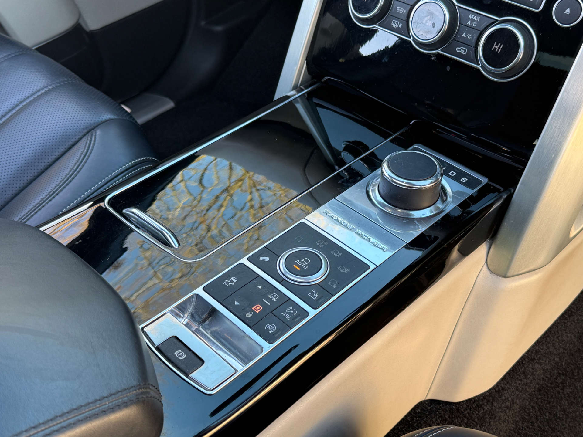 LAND ROVER RANGE ROVER 3.0 Range Rover Autobiography TDV6 Auto 4WD 5dr #36