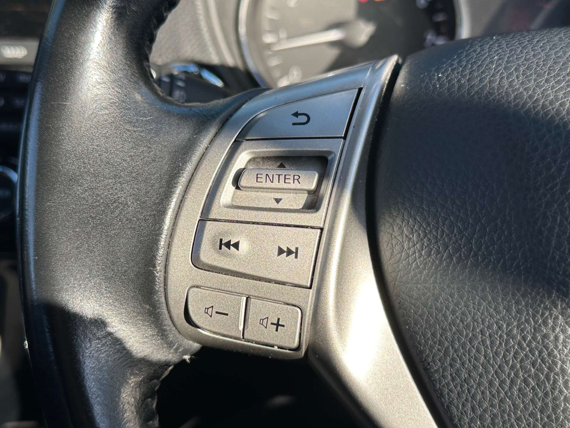 NISSAN QASHQAI 1.2 Qashqai N-Tec DiG-T CVT 5dr #22