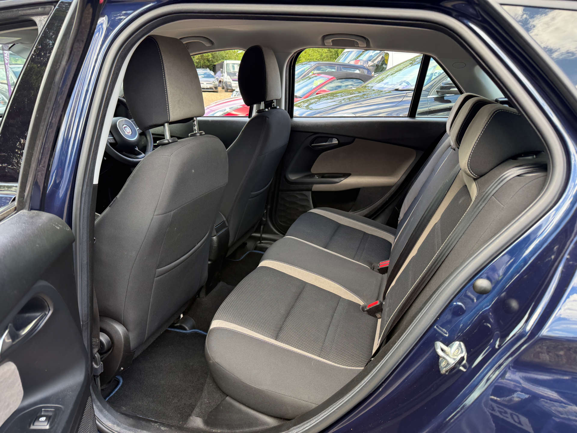 FIAT TIPO 1.6 Tipo Lounge MultiJet 5dr #13