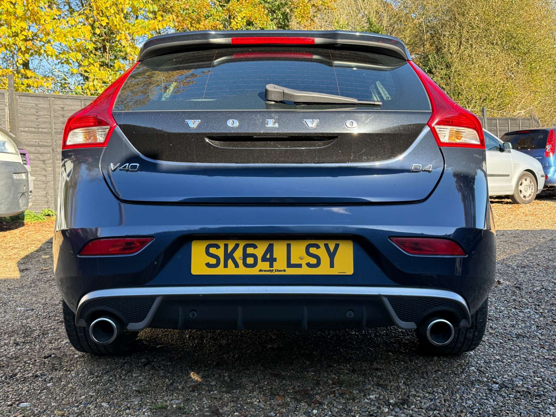 VOLVO V40 2.0 V40 R-Design Luxury Nav D4 5dr #5