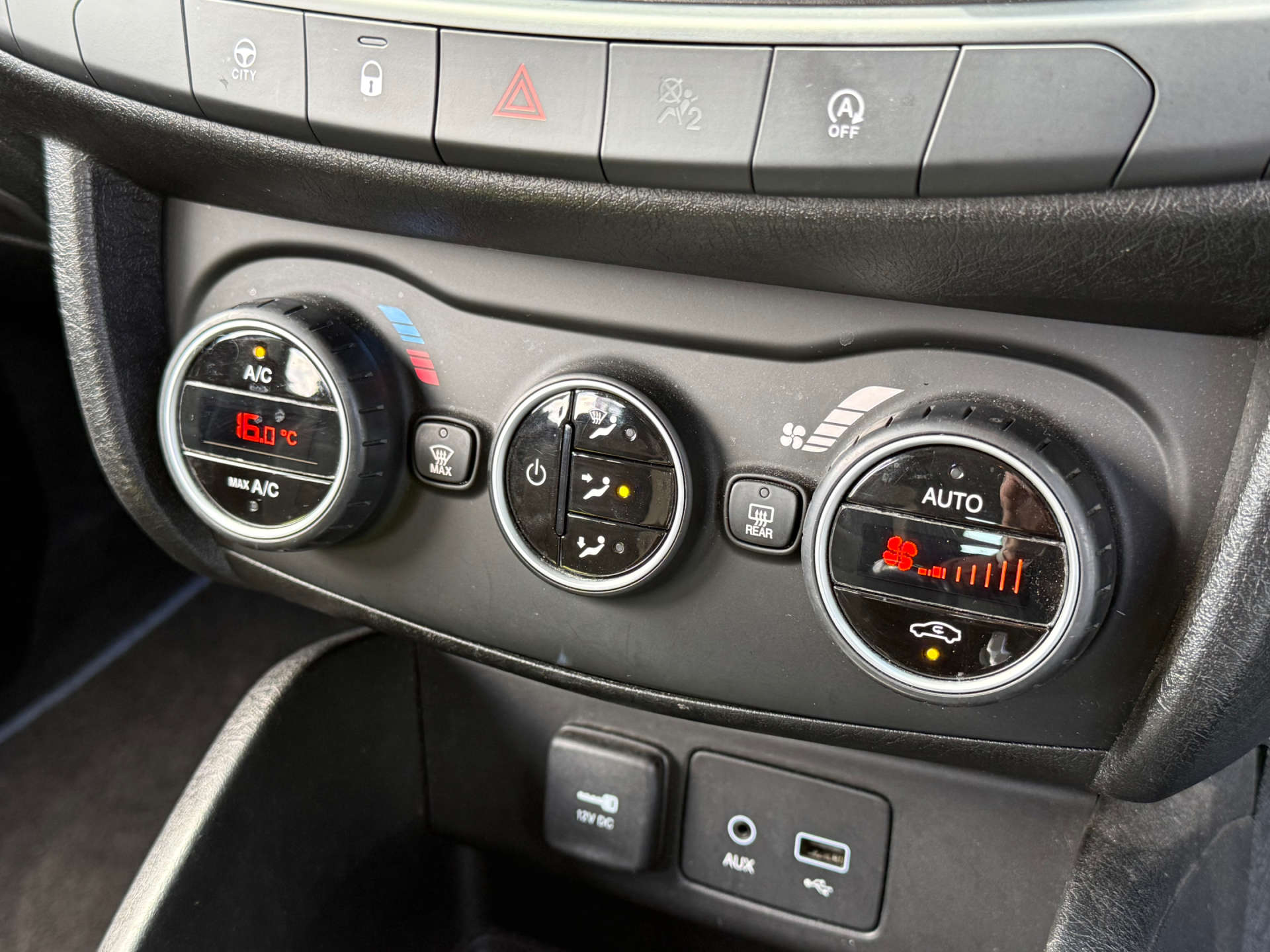 FIAT TIPO 1.6 Tipo Lounge MultiJet 5dr #22