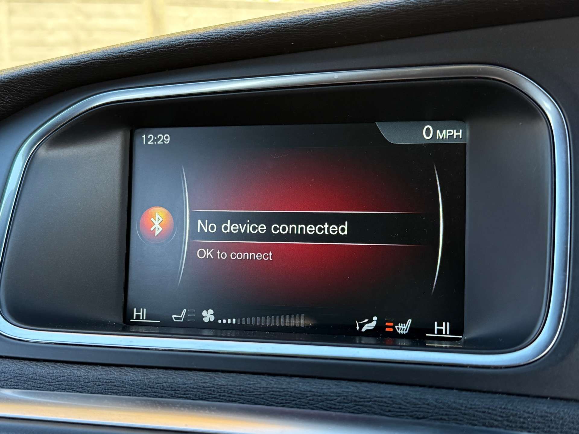 VOLVO V40 2.0 V40 R-Design Luxury Nav D4 5dr #18