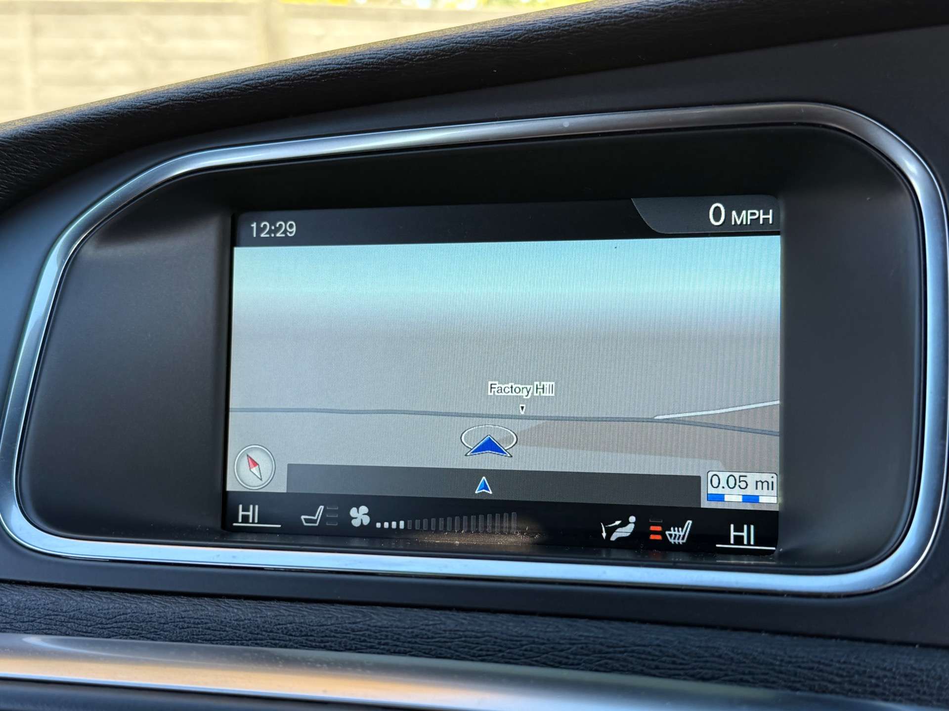 VOLVO V40 2.0 V40 R-Design Luxury Nav D4 5dr #19