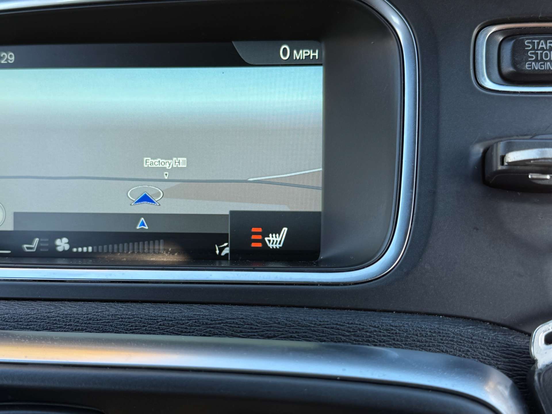 VOLVO V40 2.0 V40 R-Design Luxury Nav D4 5dr #22