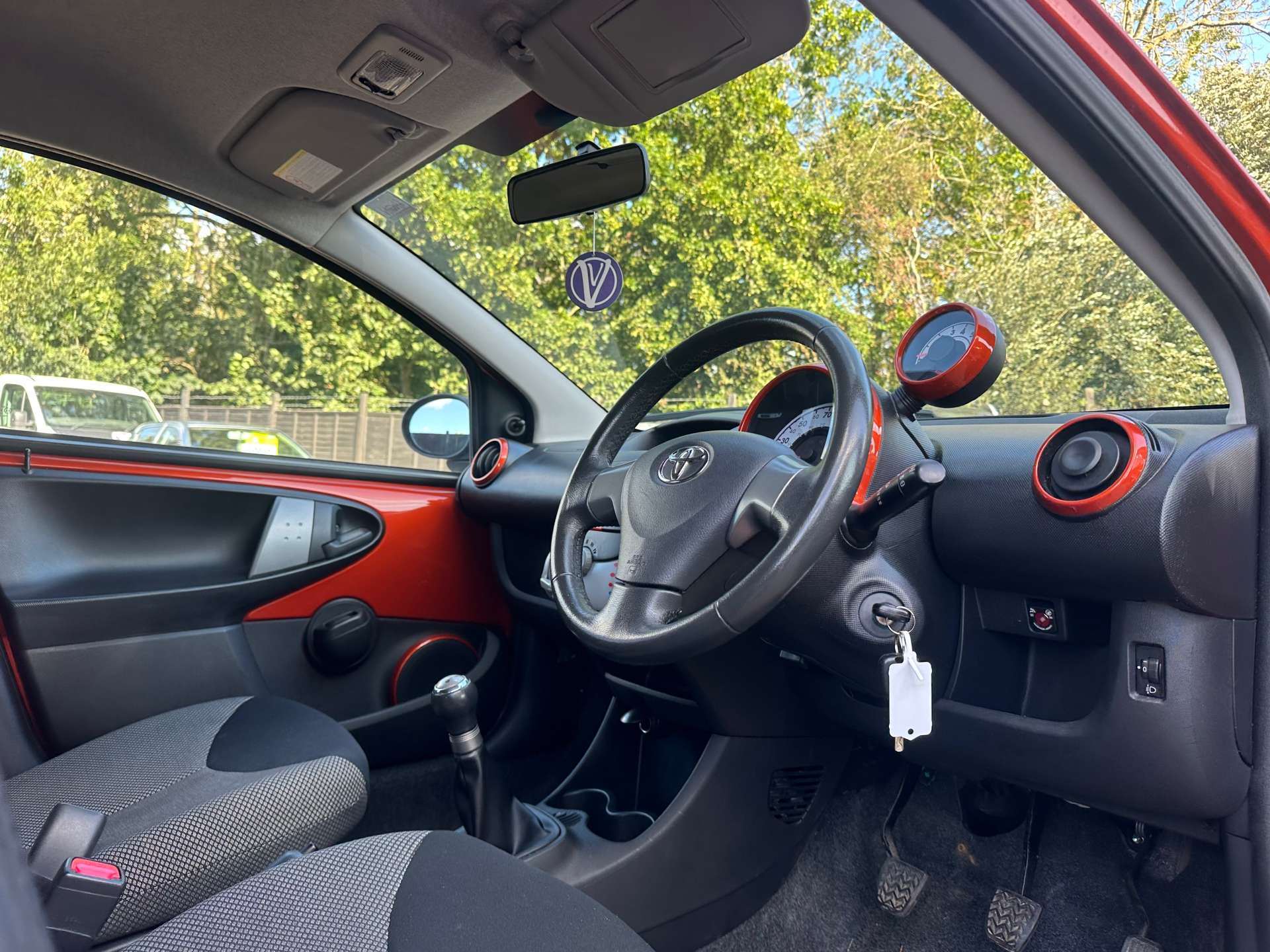 TOYOTA AYGO 1.0 Aygo VVT-i Fire 5dr #8