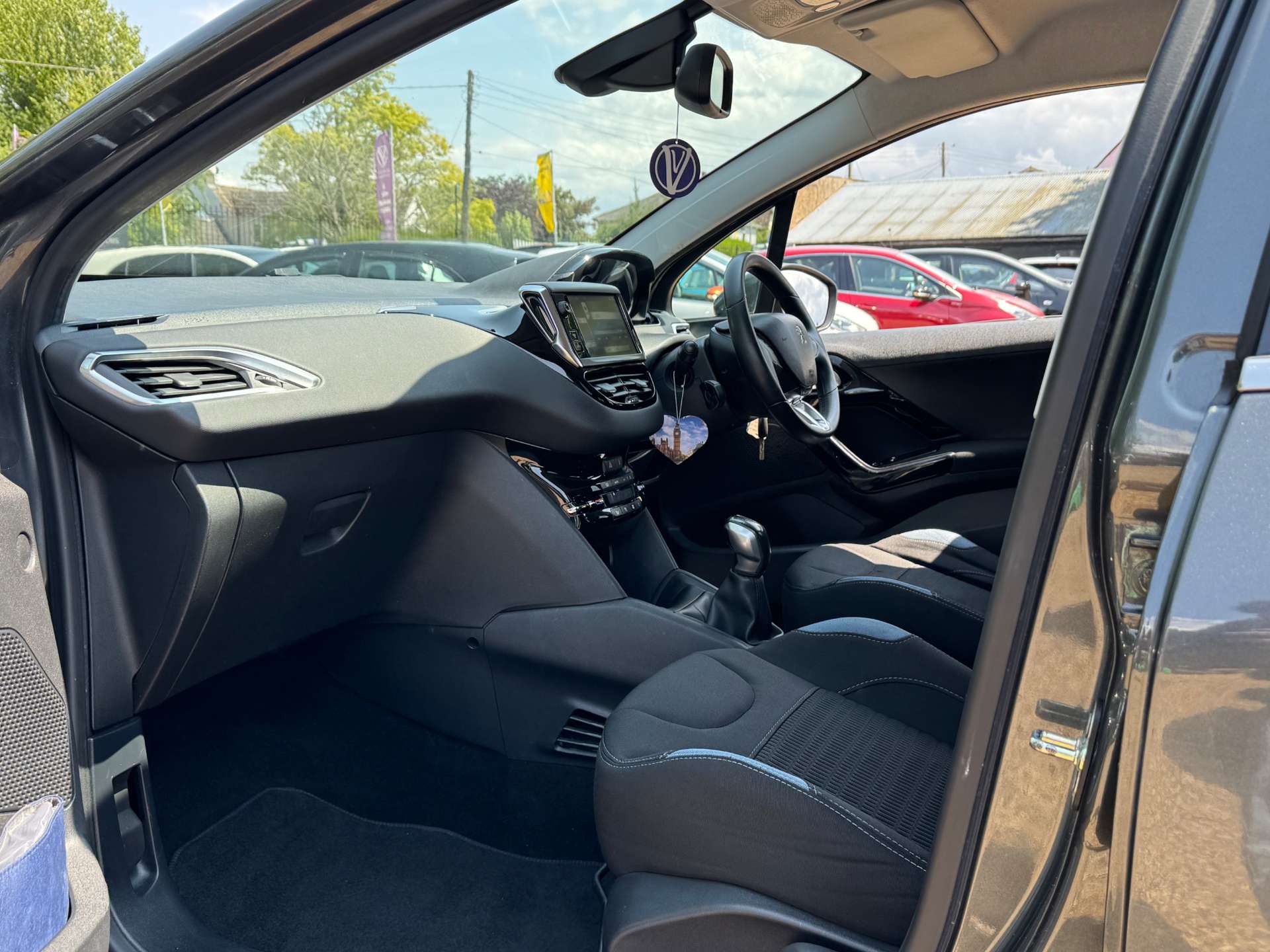 PEUGEOT 208 1.6 208 Allure e-HDi 5dr #13