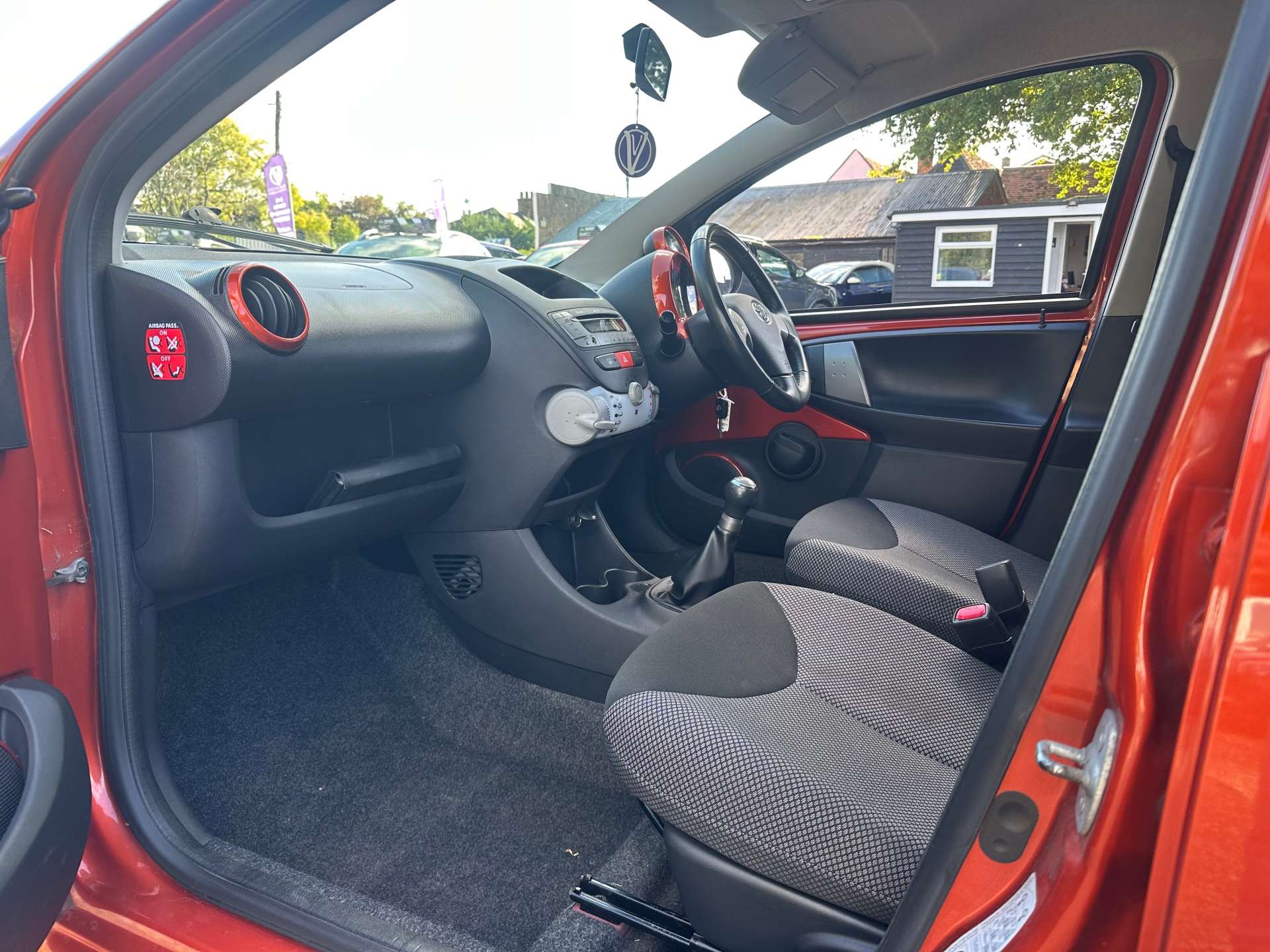 TOYOTA AYGO 1.0 Aygo VVT-i Fire 5dr #14