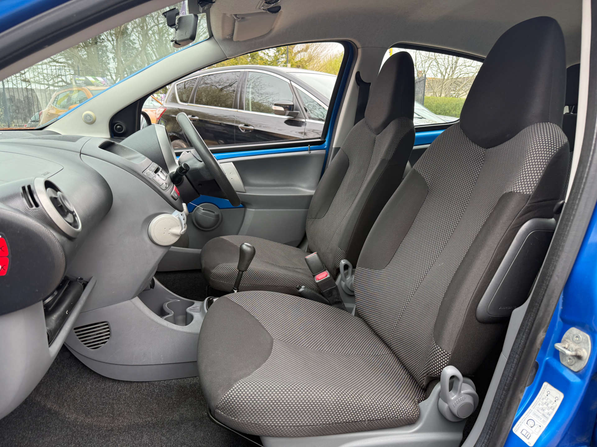 TOYOTA AYGO 1.0 Aygo Blue VVT-i 5dr #14