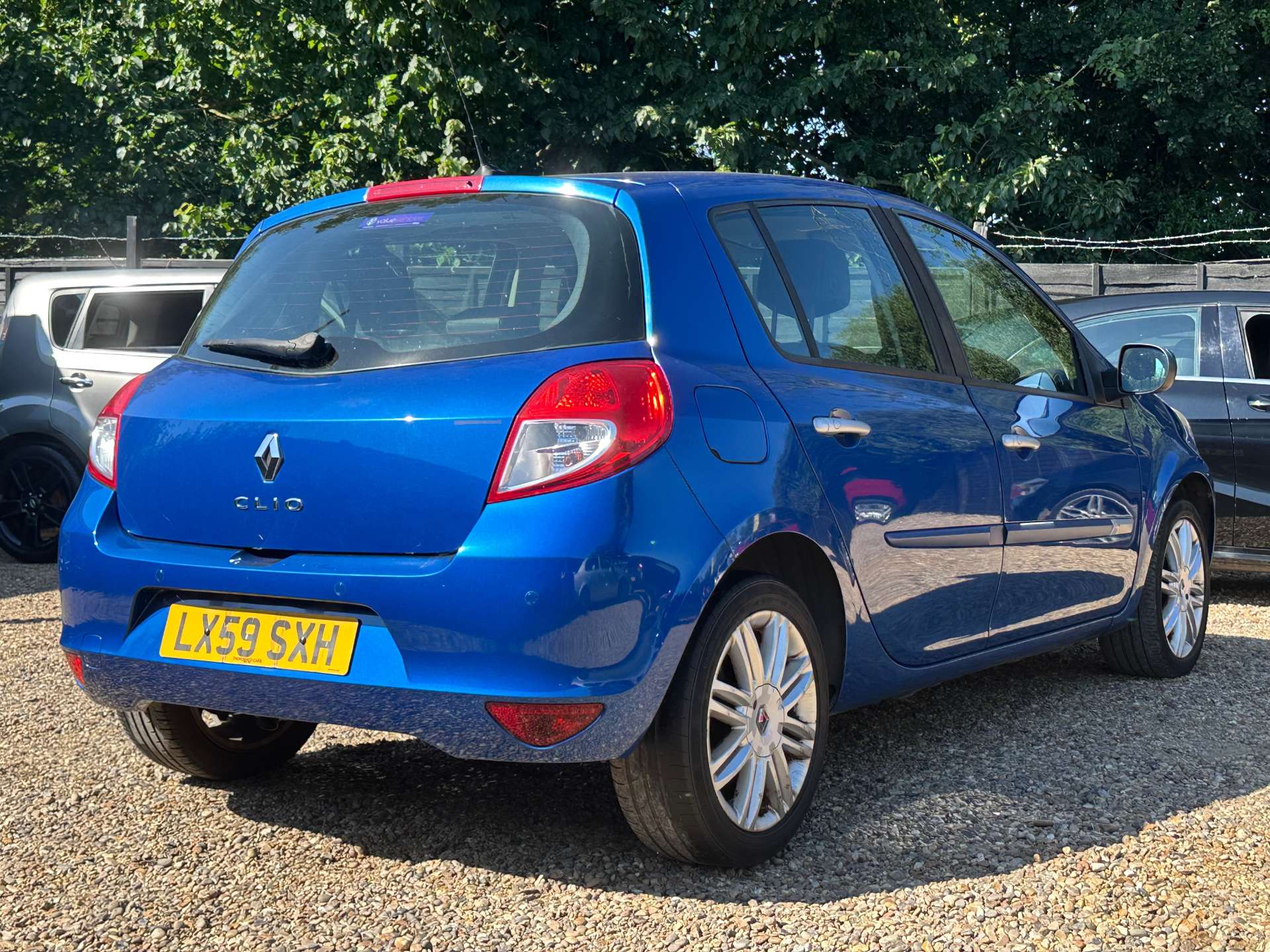 RENAULT CLIO 1.6 Clio Initiale TomTom VVT Auto 5dr #6