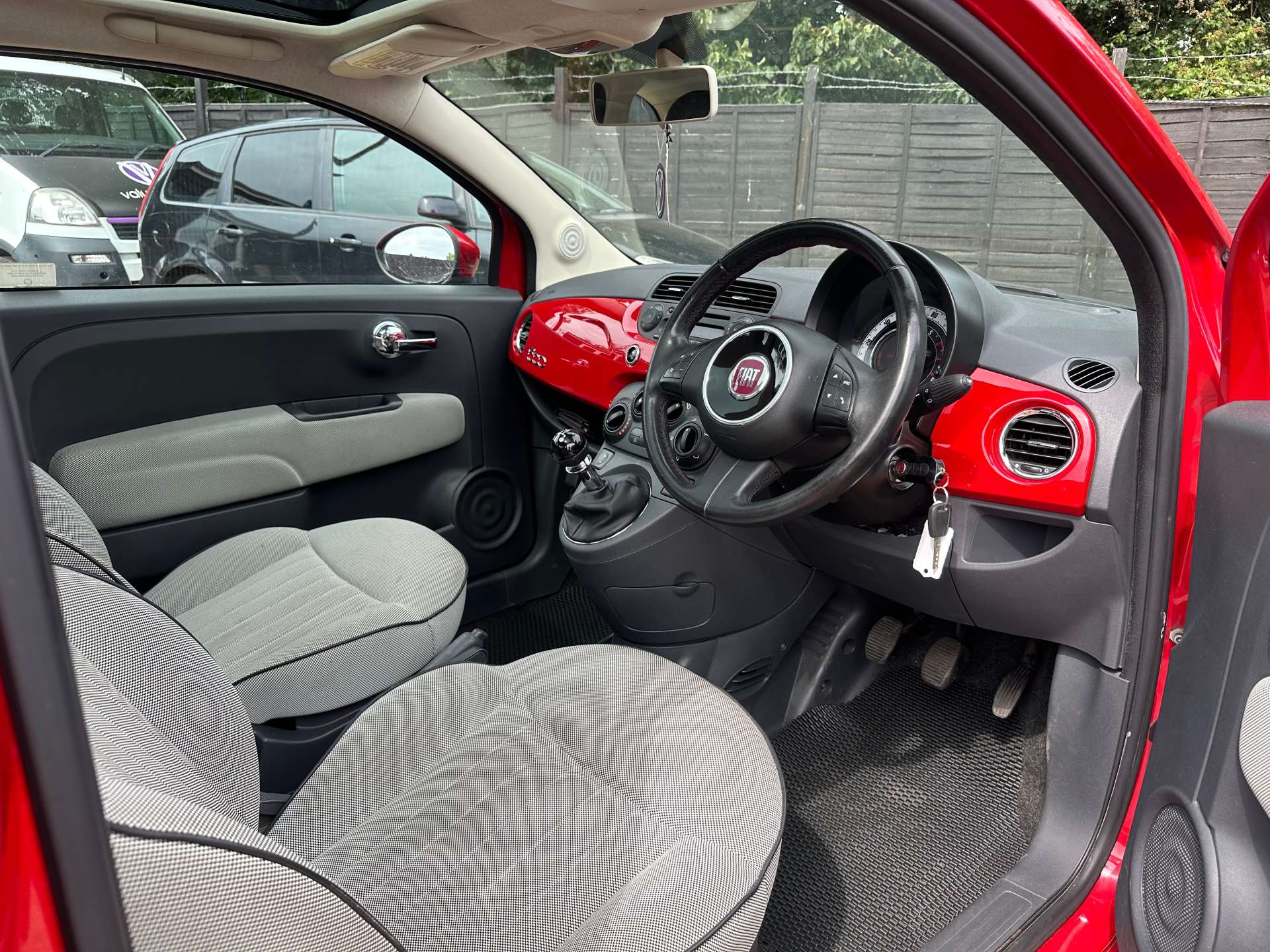 FIAT 500 1.2 500 Lounge RHD 3dr #8