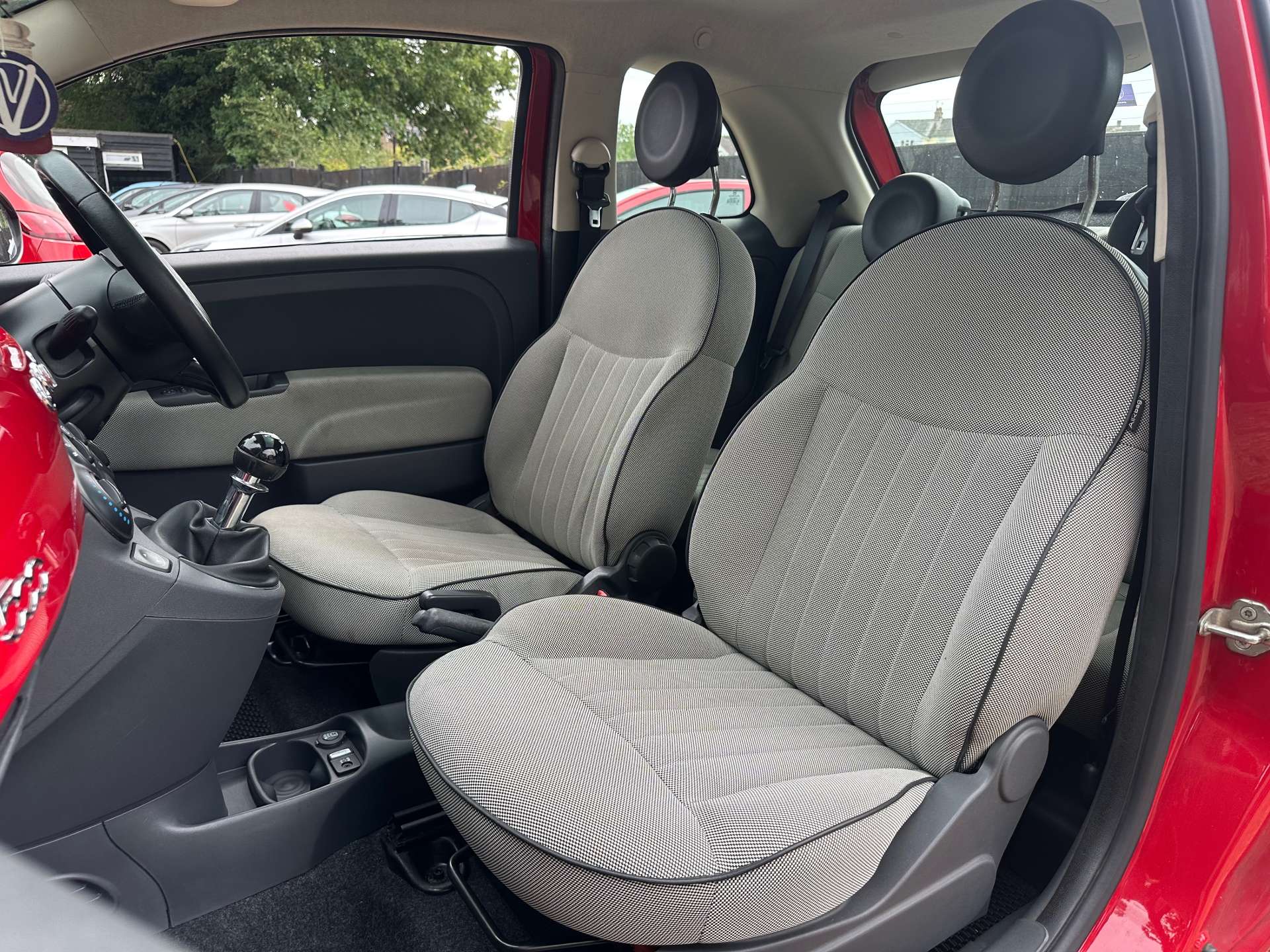 FIAT 500 1.2 500 Lounge RHD 3dr #15