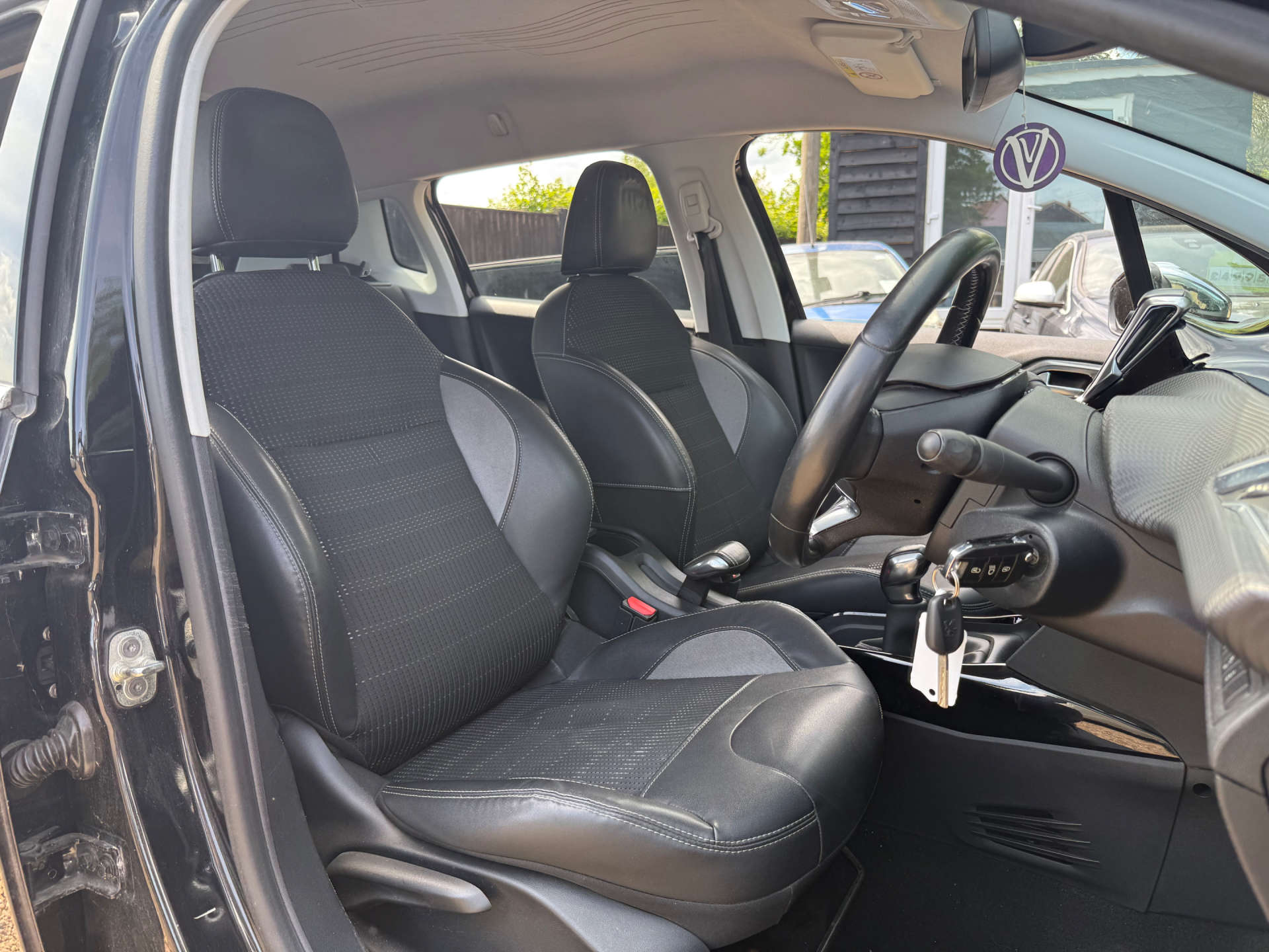 PEUGEOT 2008 1.2 2008 Allure 5dr #10