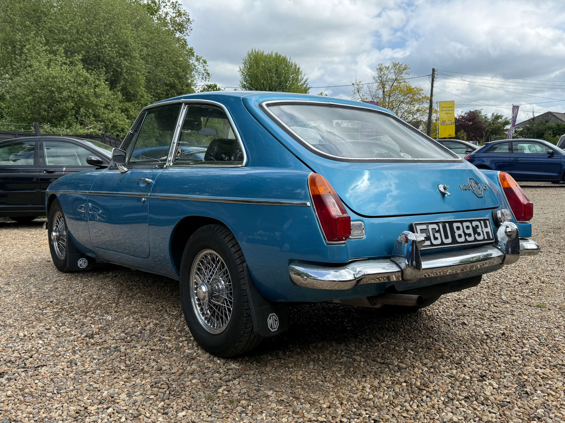MG B GT #5