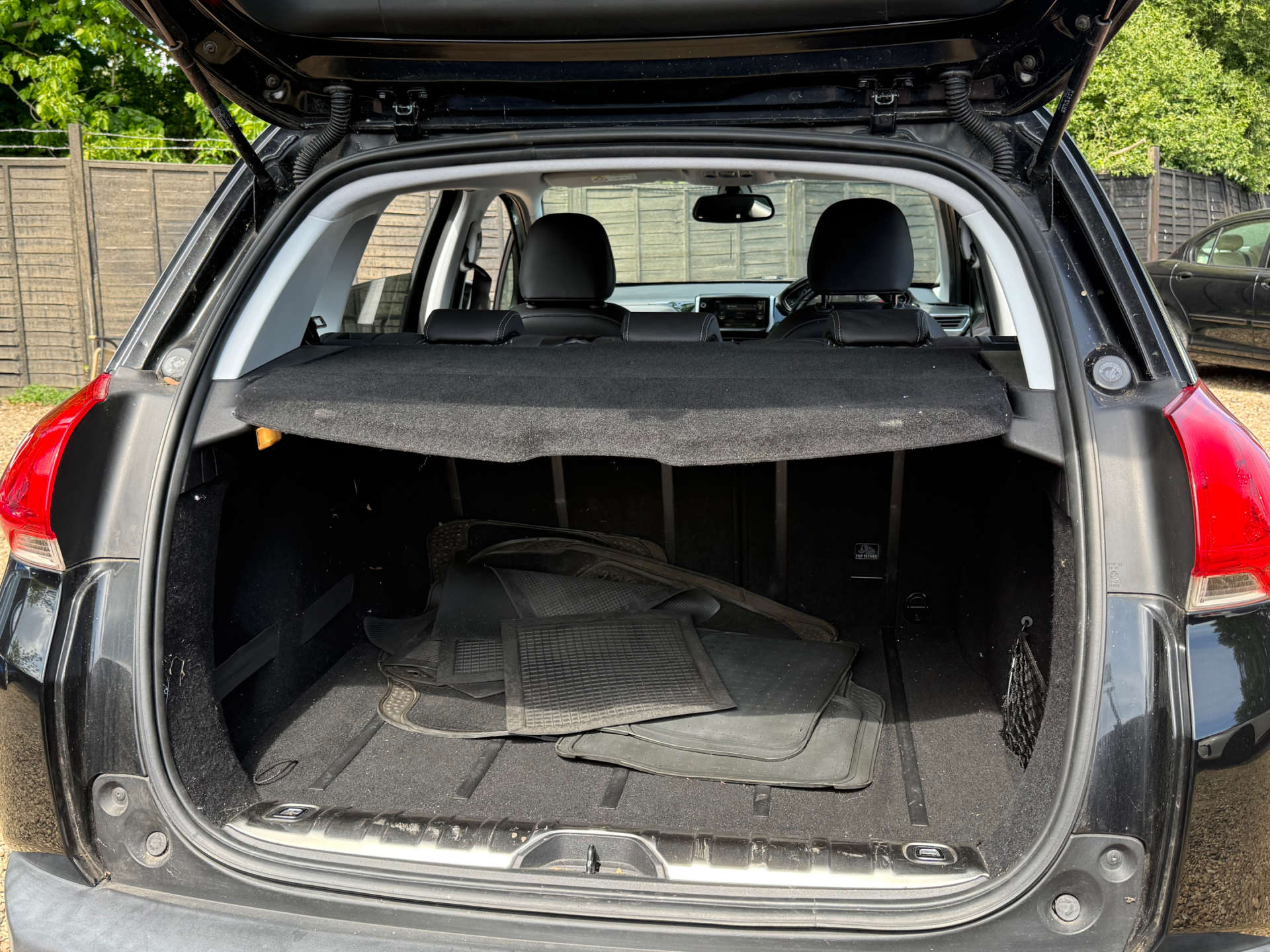 PEUGEOT 2008 1.2 2008 Allure 5dr #12