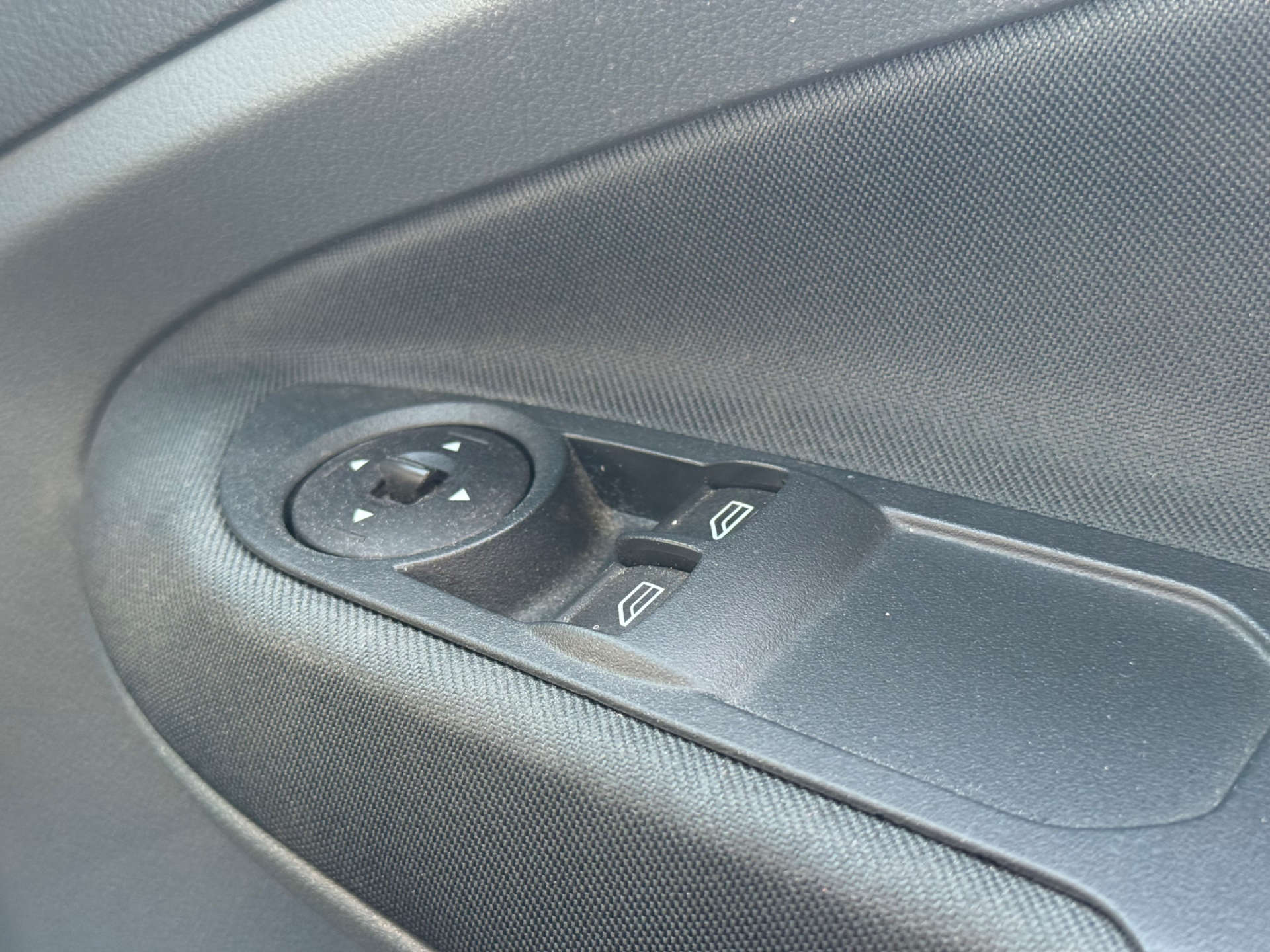 FORD C-MAX 1.6 C-Max Zetec TDCI 5dr #24