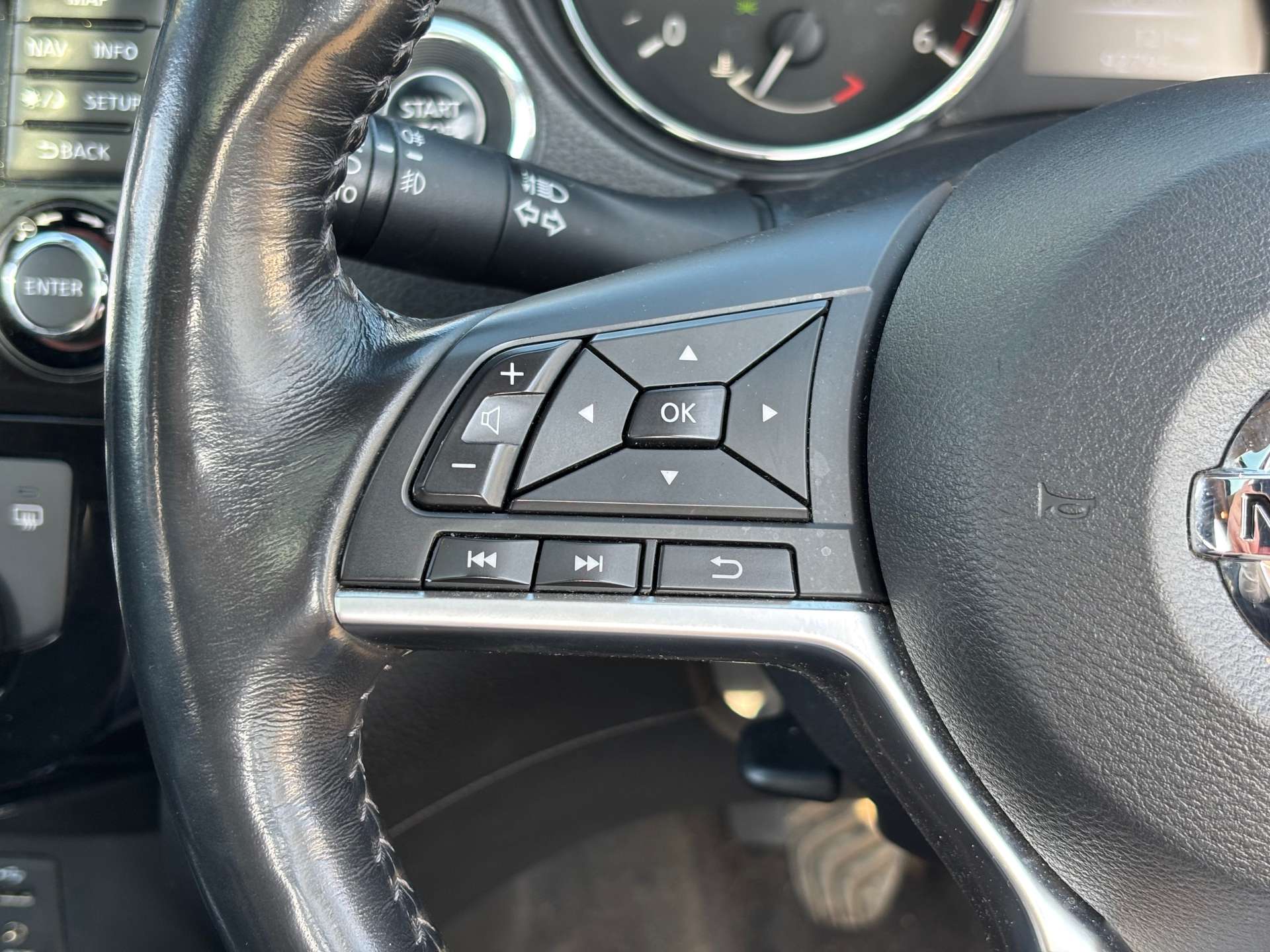 NISSAN X-TRAIL 1.7 X-Trail Tekna dCi 5dr #31