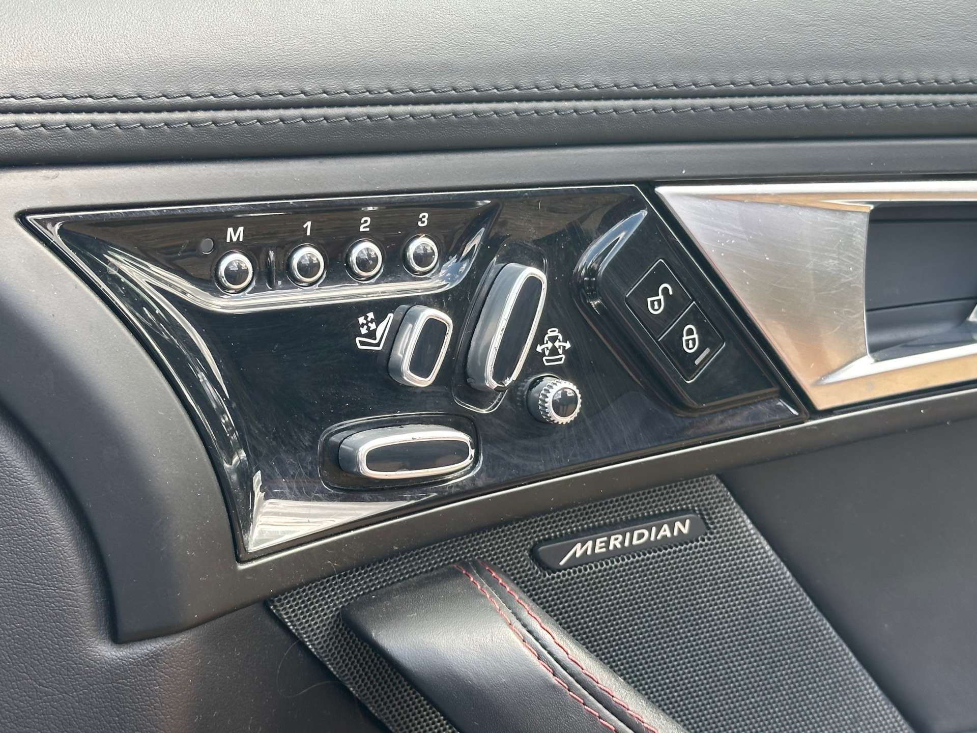 JAGUAR F-TYPE 5.0 F-Type S V8 Auto 2dr #18