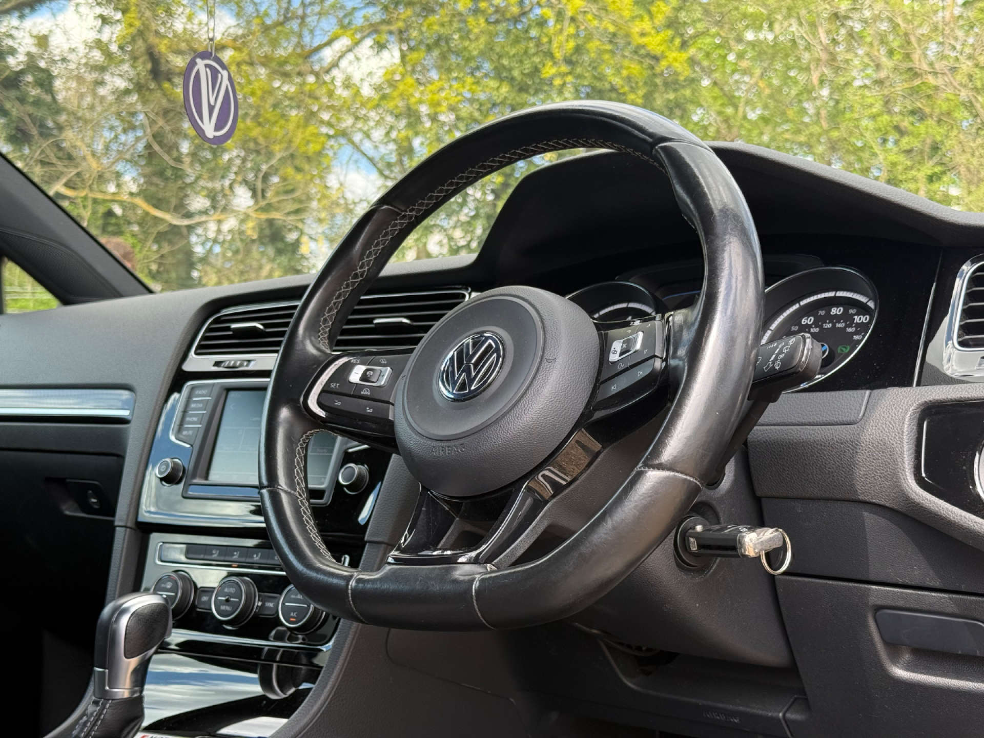 VOLKSWAGEN GOLF 2.0 Golf R DSG 4WD 3dr #9