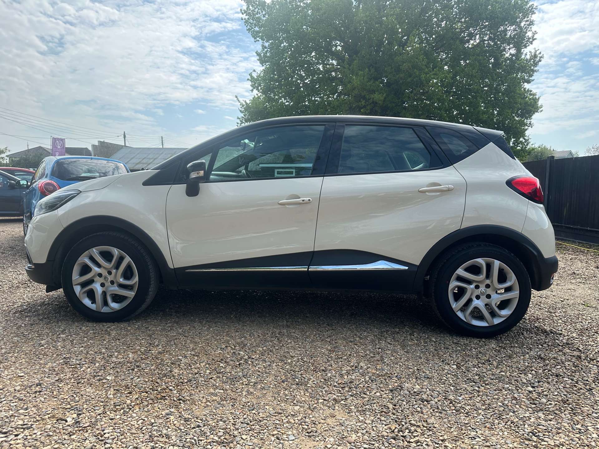 RENAULT CAPTUR 1.5 Captur Dynamique MediaNav dCi Auto 5dr #3
