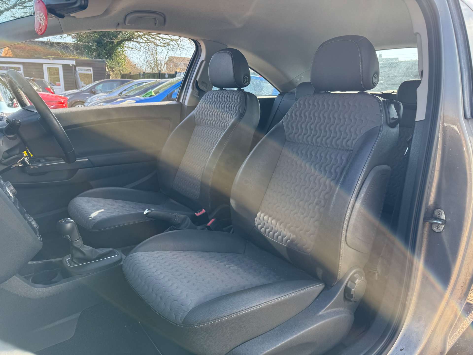 VAUXHALL CORSA 1.4 Corsa SE Auto 3dr #15