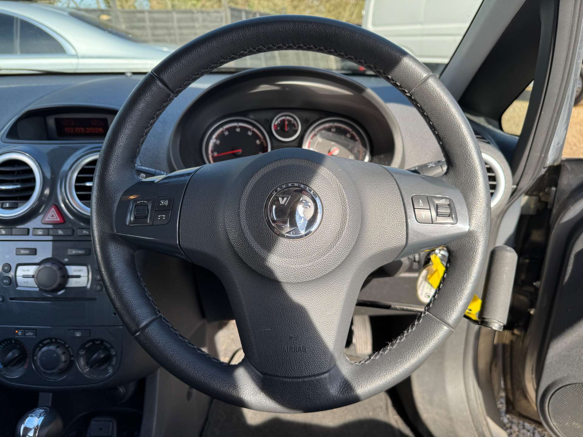 VAUXHALL CORSA 1.4 Corsa SE Auto 3dr #17