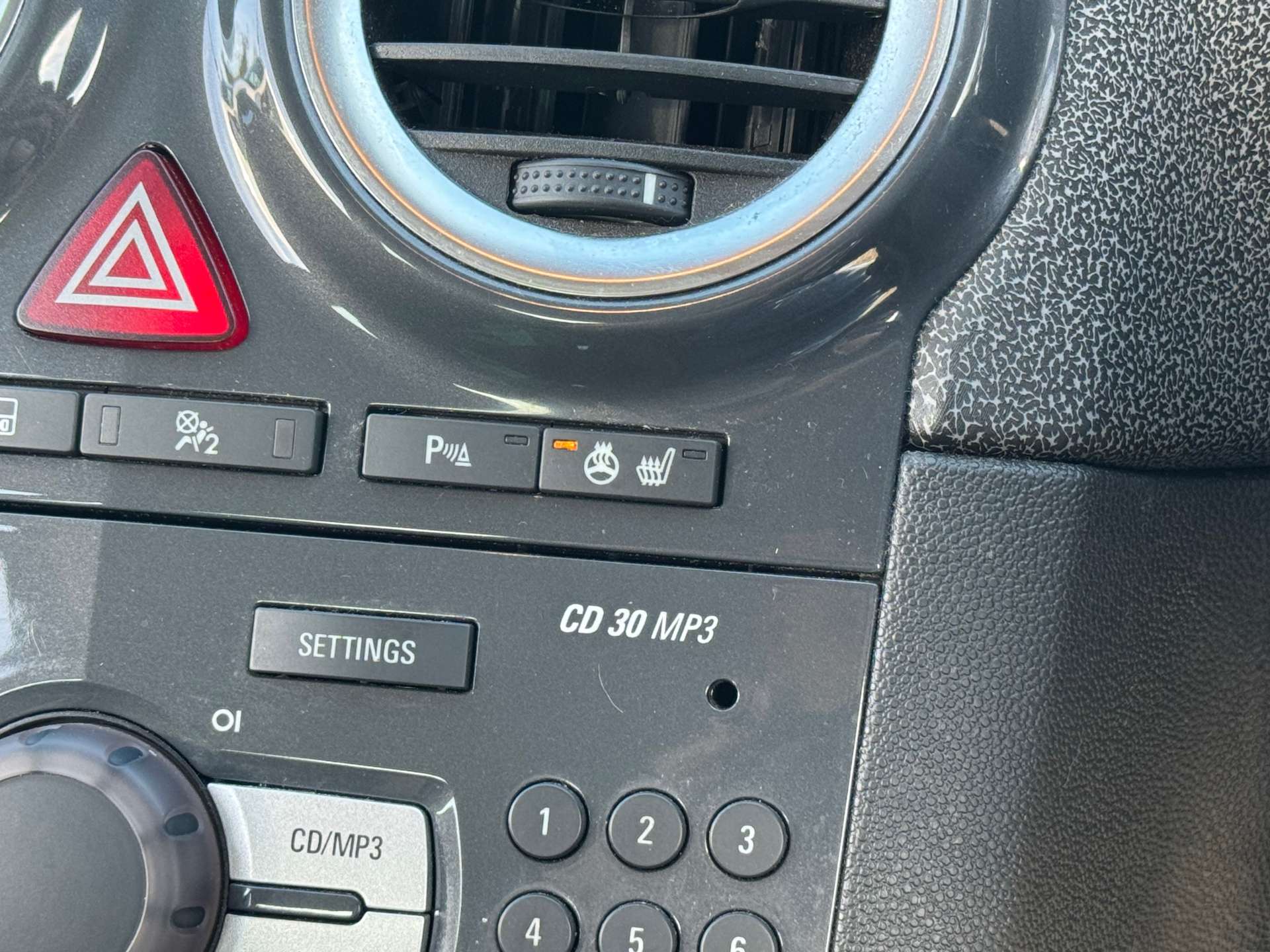 VAUXHALL CORSA 1.4 Corsa SE Auto 3dr #20