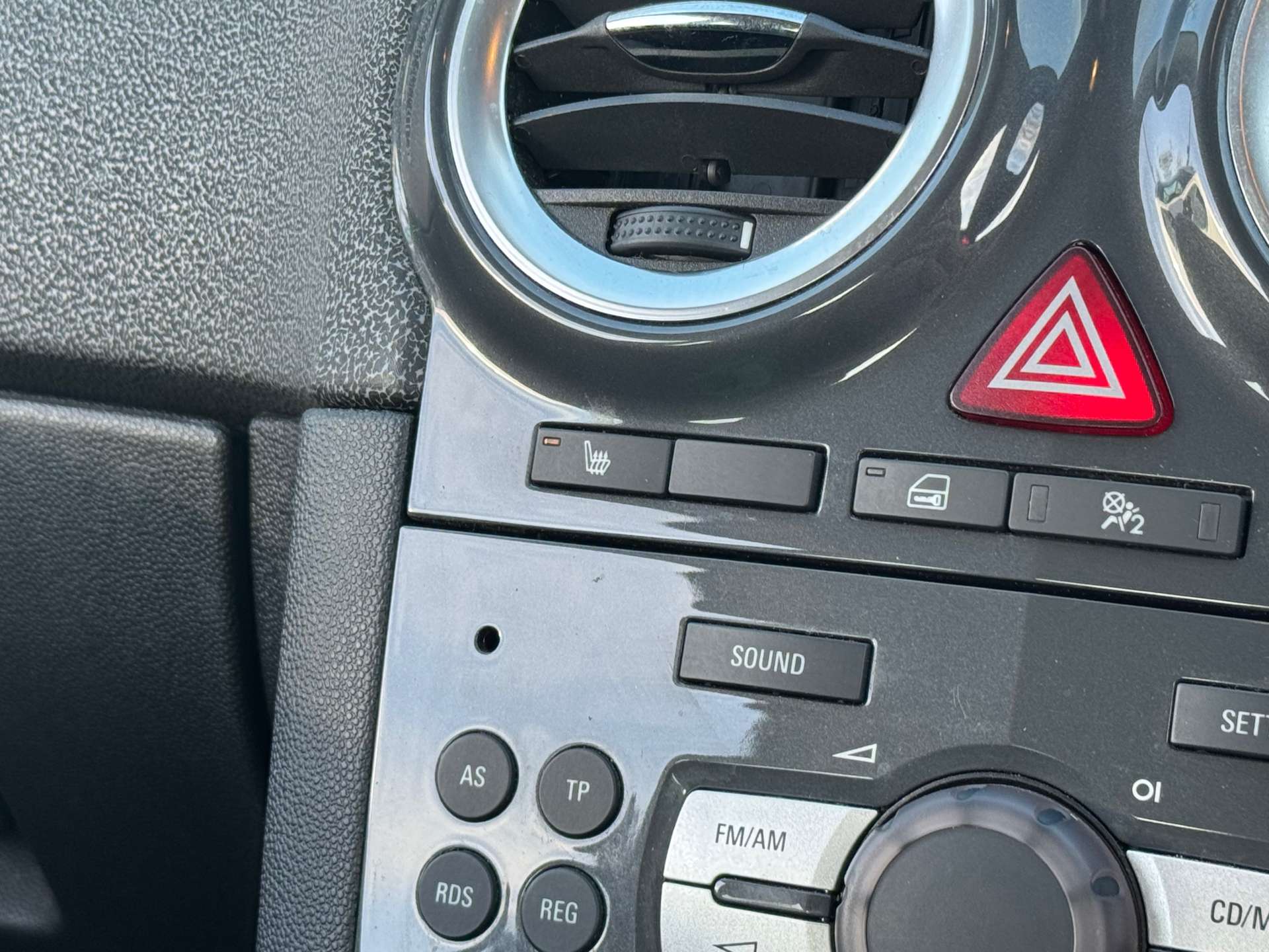 VAUXHALL CORSA 1.4 Corsa SE Auto 3dr #21