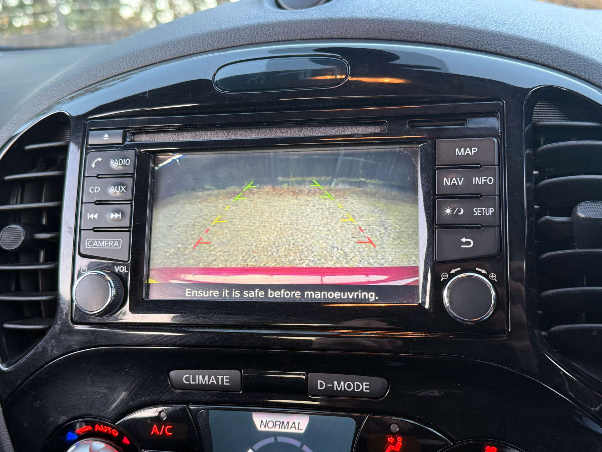 NISSAN JUKE 1.5 Juke N-Connecta dCi 5dr #16