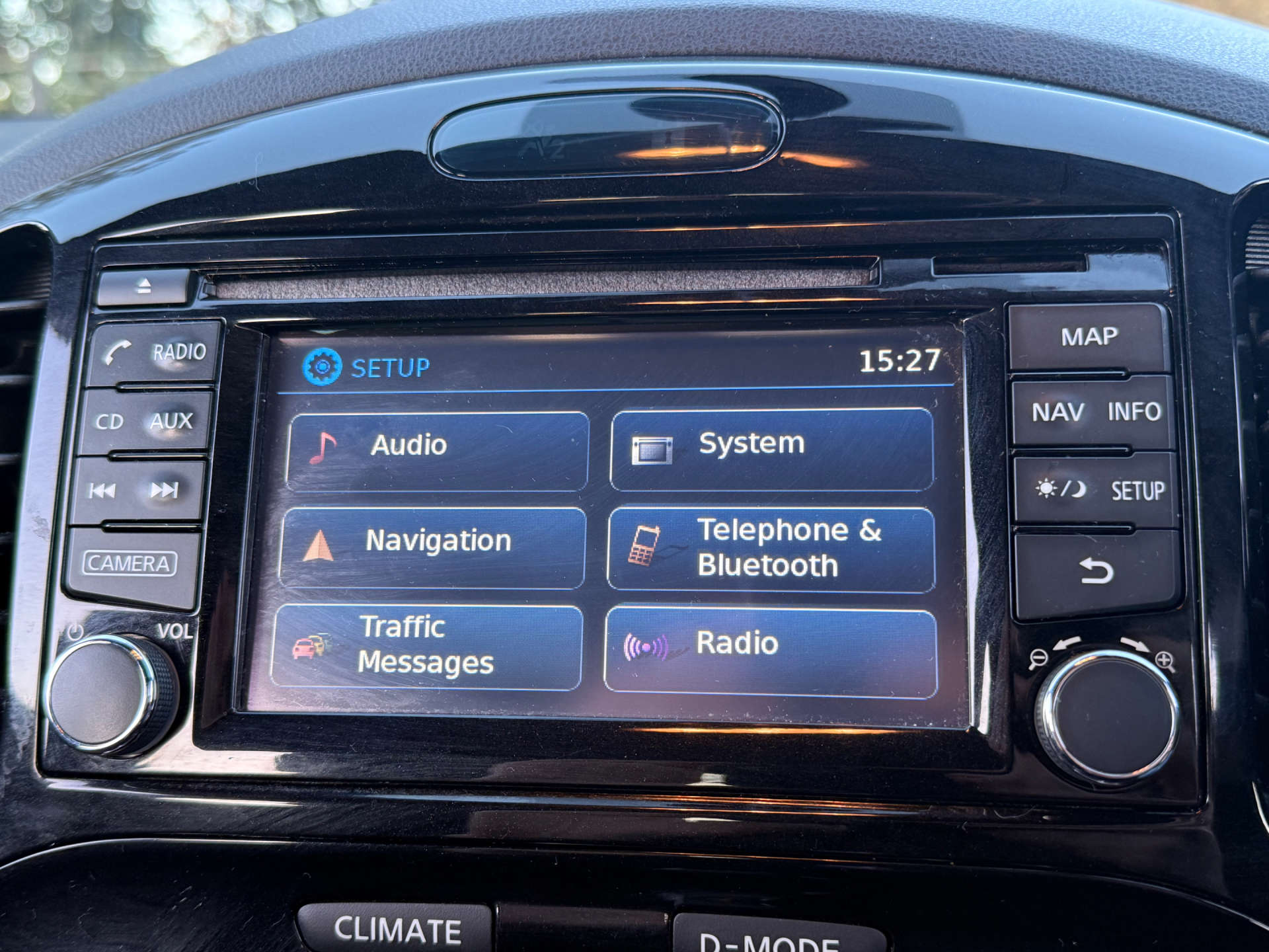 NISSAN JUKE 1.5 Juke N-Connecta dCi 5dr #17