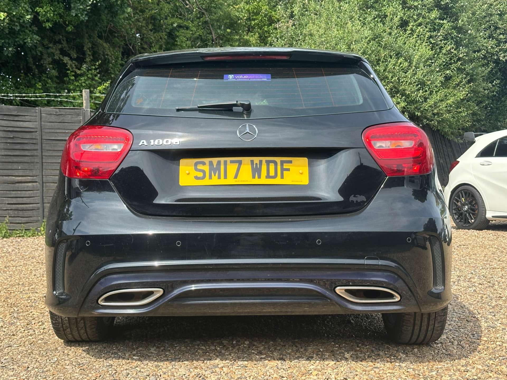 MERCEDES-BENZ A-CLASS 1.5 A 180 D AMG Line Executive 5dr #4