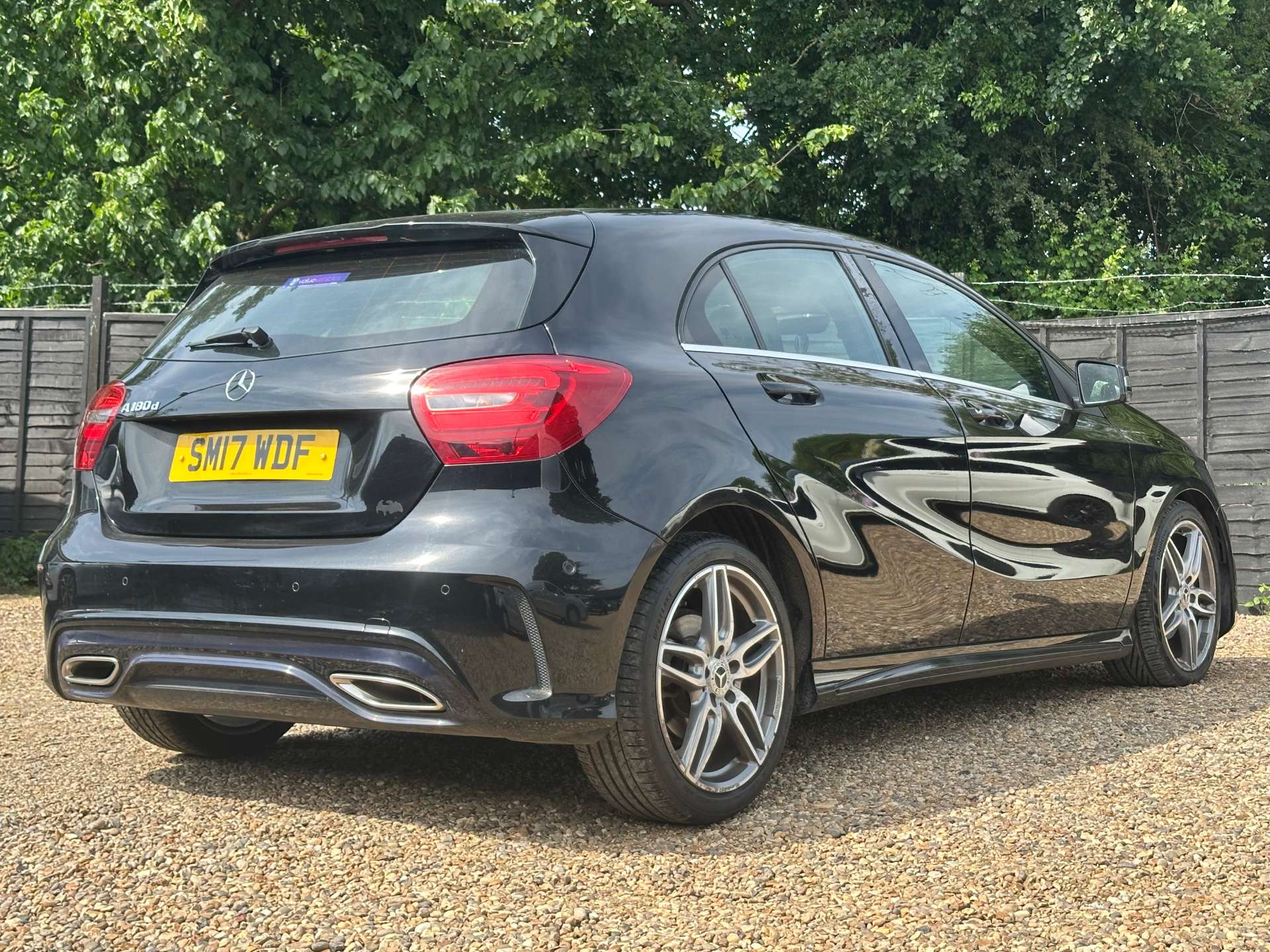 MERCEDES-BENZ A-CLASS 1.5 A 180 D AMG Line Executive 5dr #5