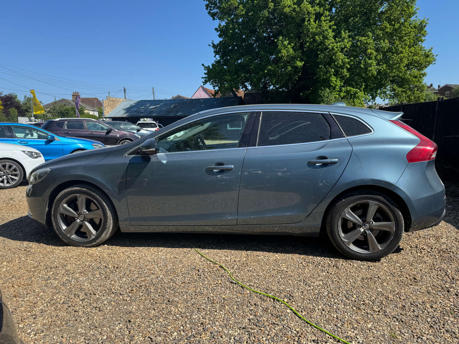 VOLVO V40 2.0 V40 SE Luxury Nav D4 Auto 5dr #3