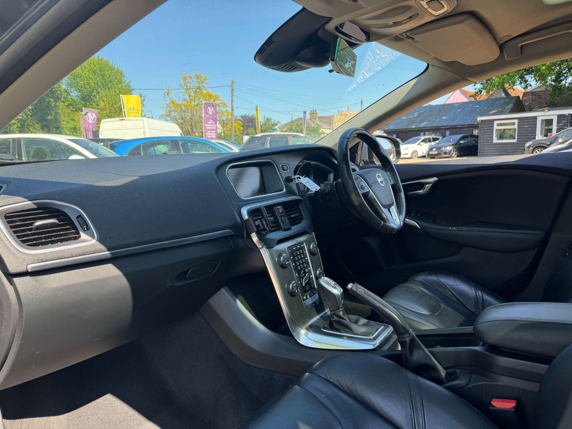 VOLVO V40 2.0 V40 SE Luxury Nav D4 Auto 5dr #13