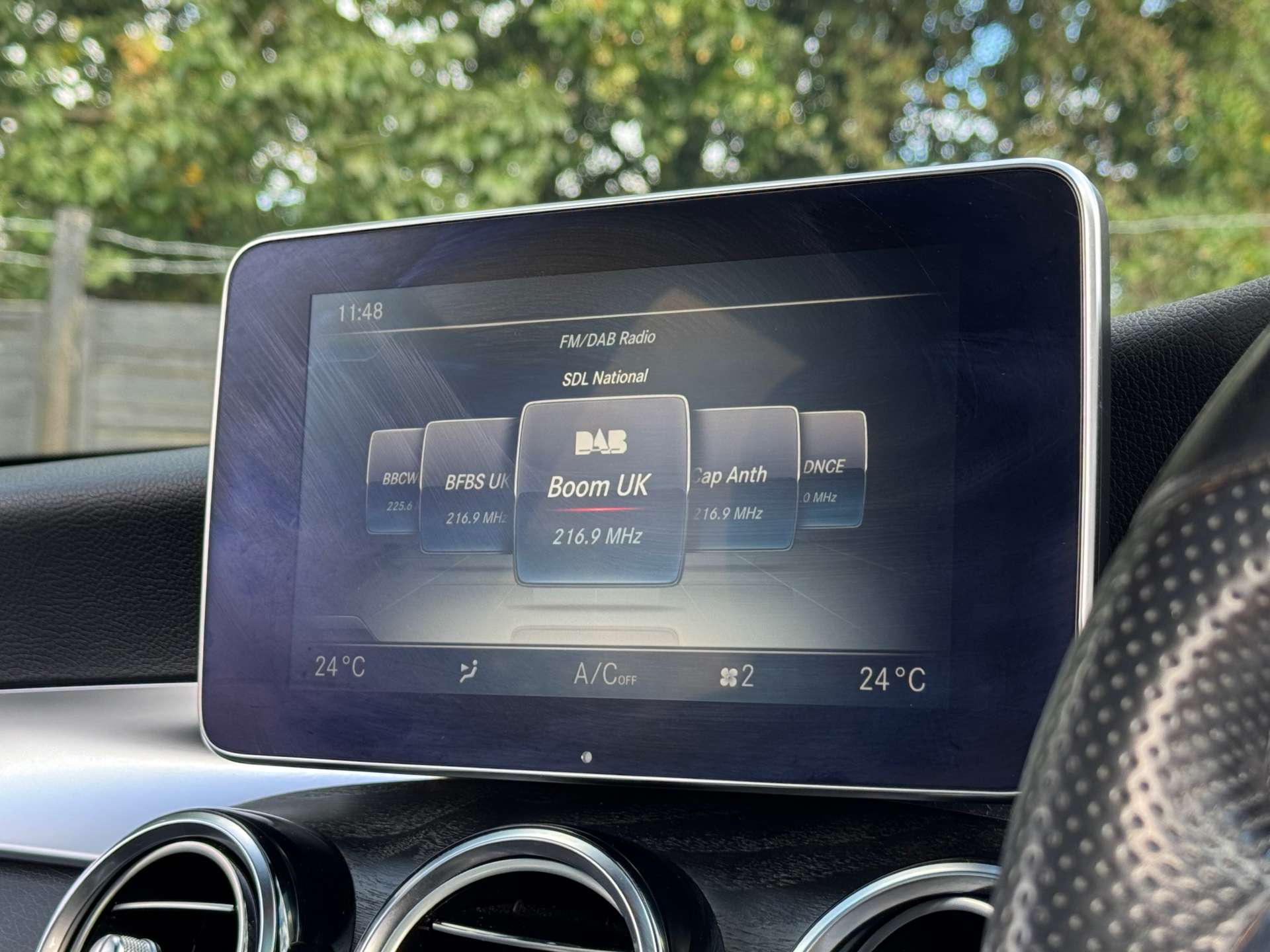 MERCEDES-BENZ GLC 2.1 GLC 250 D 4Matic AMG Line Premium+ Auto 4WD 5dr #20