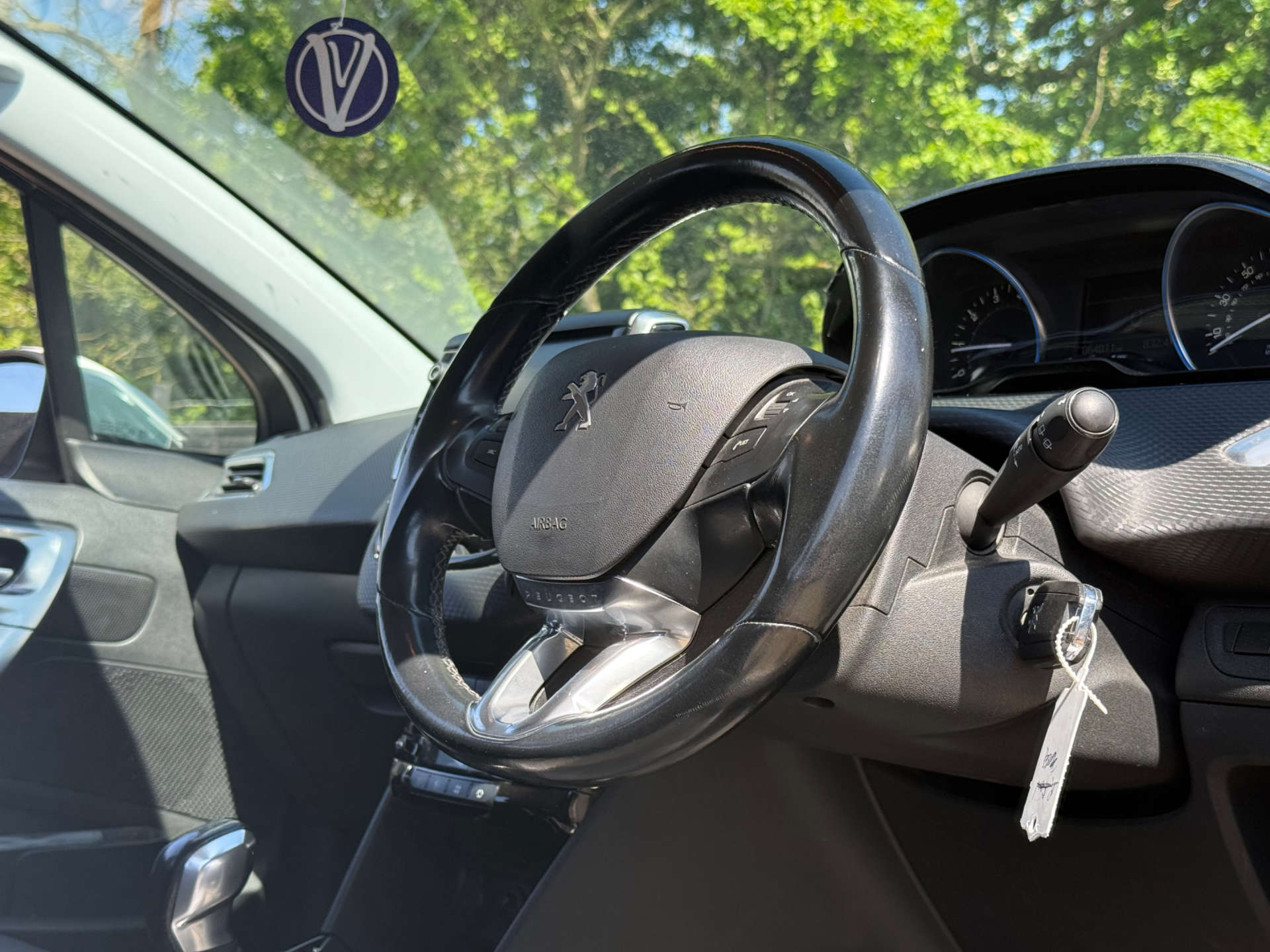 PEUGEOT 2008 1.2 2008 Allure S/S 5dr #9