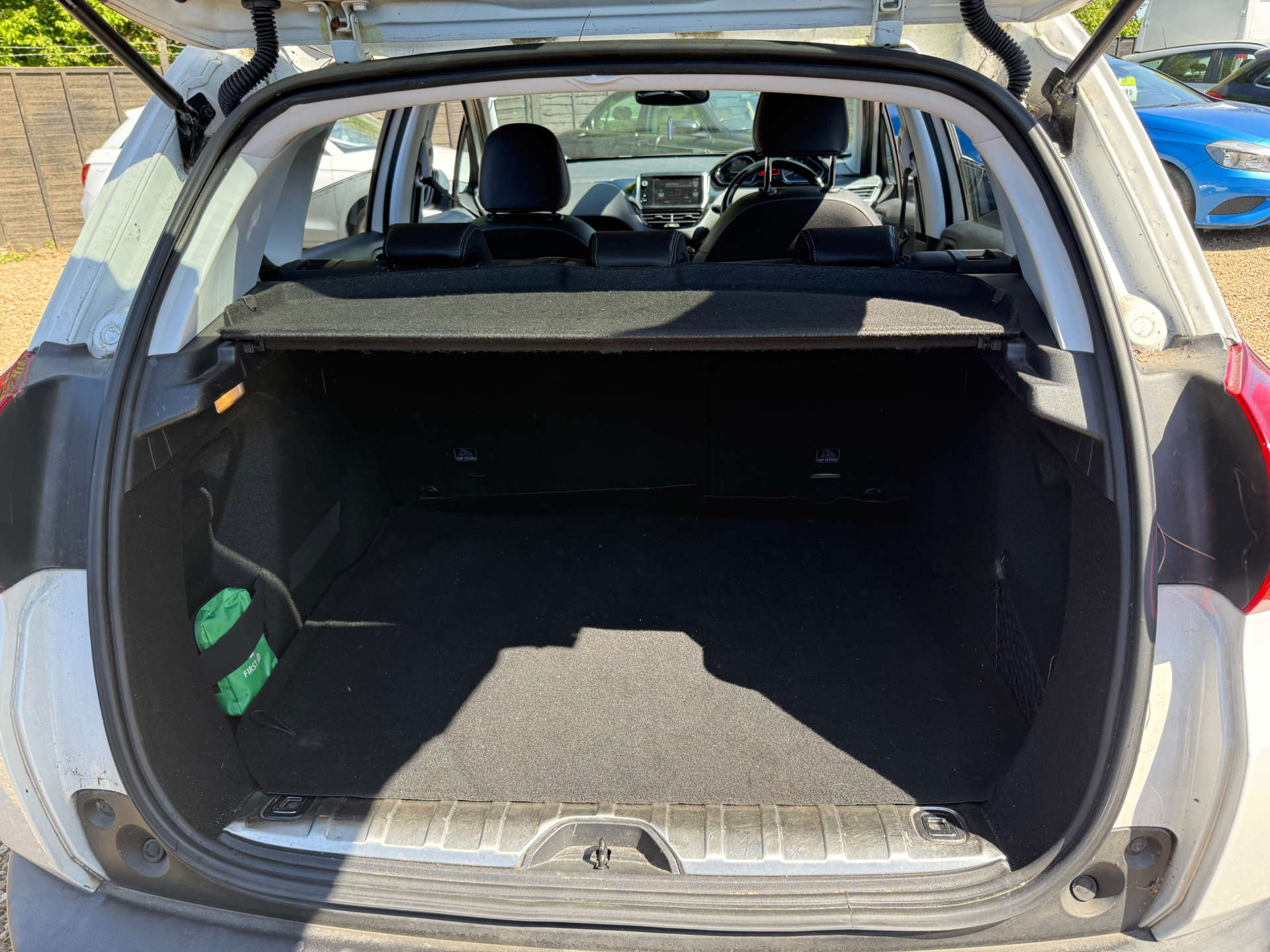 PEUGEOT 2008 1.2 2008 Allure S/S 5dr #11